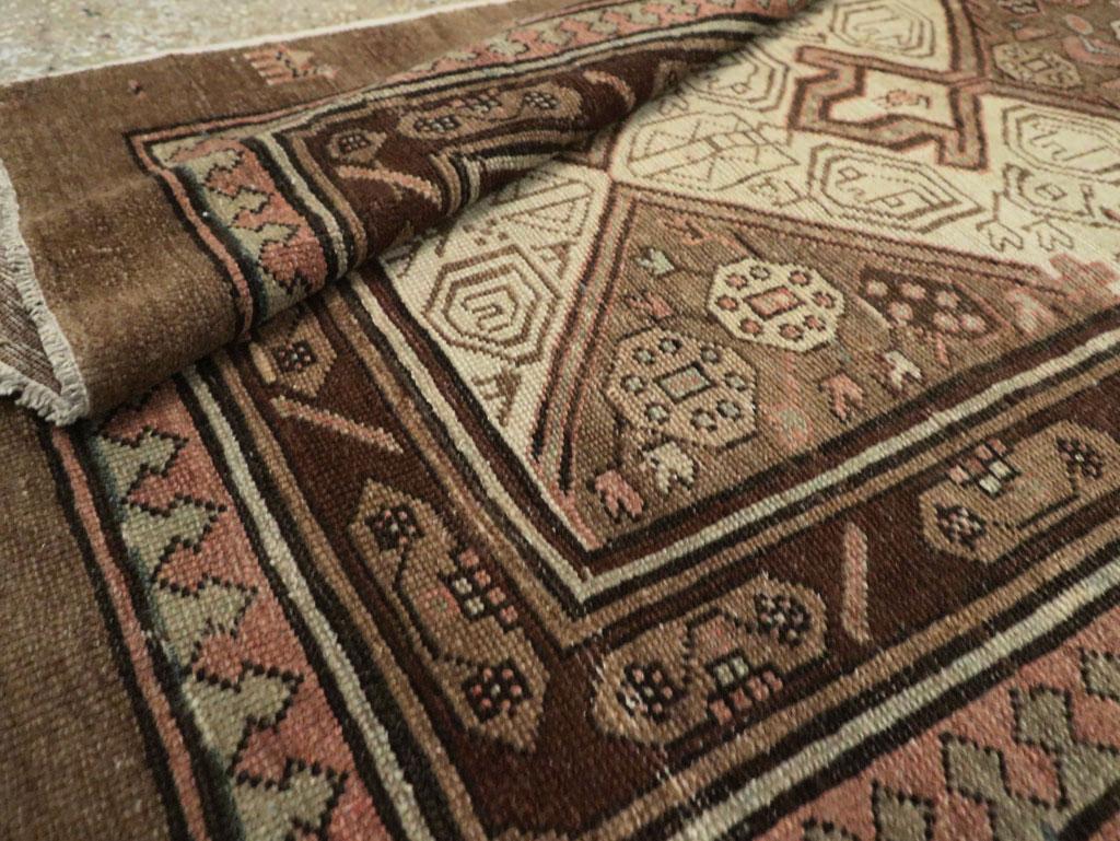 Early 20th Century Handmade Persian Serab Runner in Brown and Cream For Sale 3