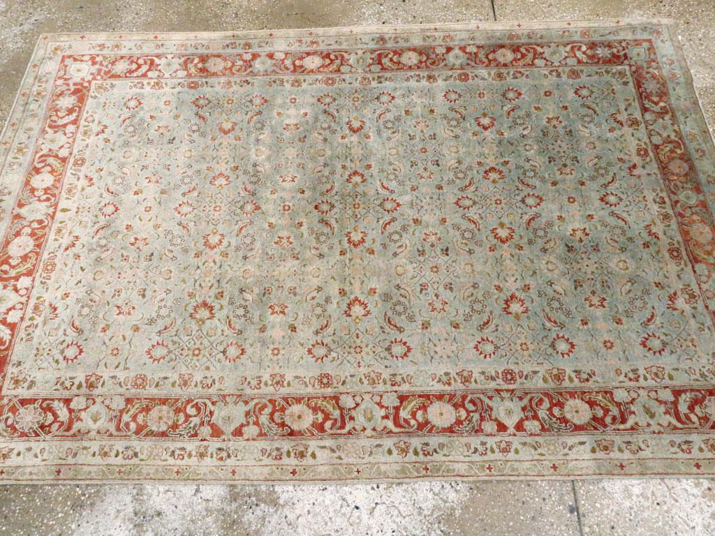 Laine Tapis d'appoint persan Tabriz du début du 20e siècle:: fait à la main:: bleu ardoise et rouge en vente