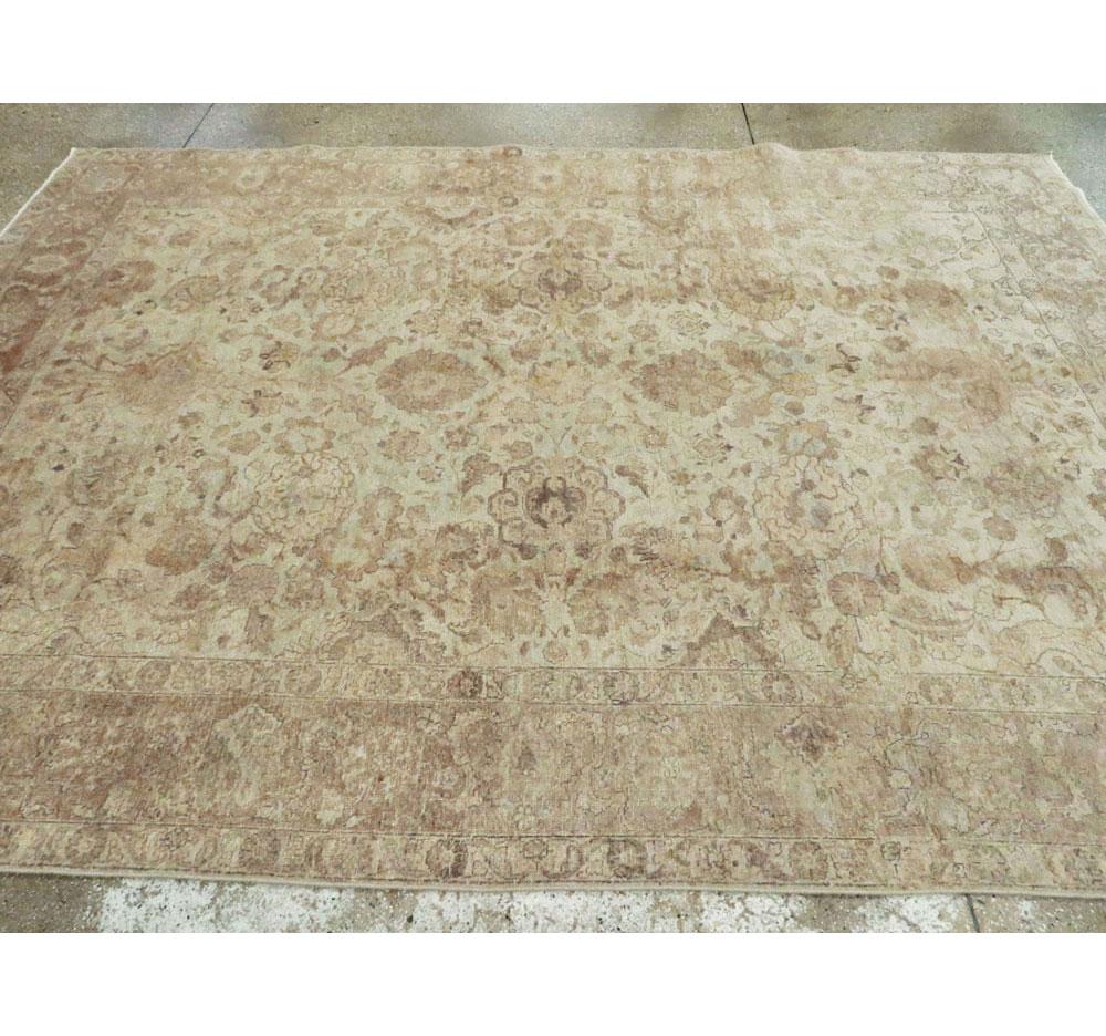 Early 20th Century Handmade Persian Tabriz Accent Rug with Muted Neutral Tones For Sale 2