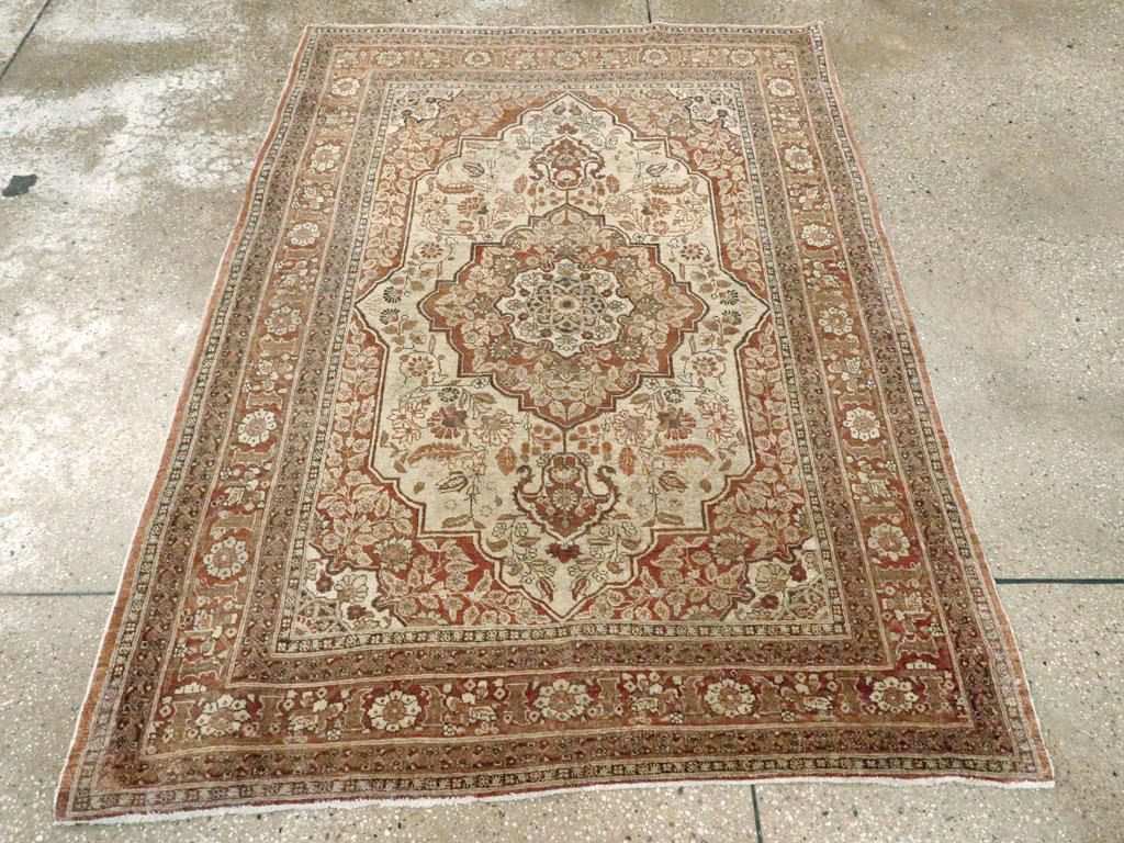 Hand-Knotted Early 20th Century Handmade Persian Tabriz Haji Jalili Accent Rug For Sale