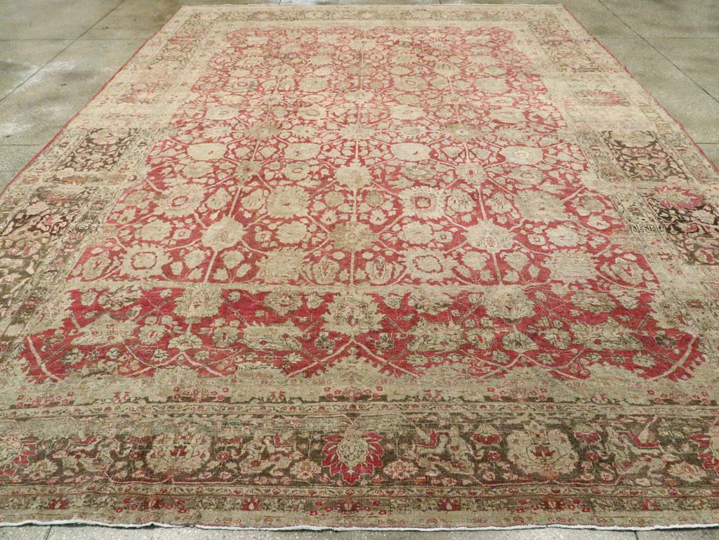 Early 20th Century Handmade Persian Tabriz Large Room Size Carpet In Good Condition For Sale In New York, NY