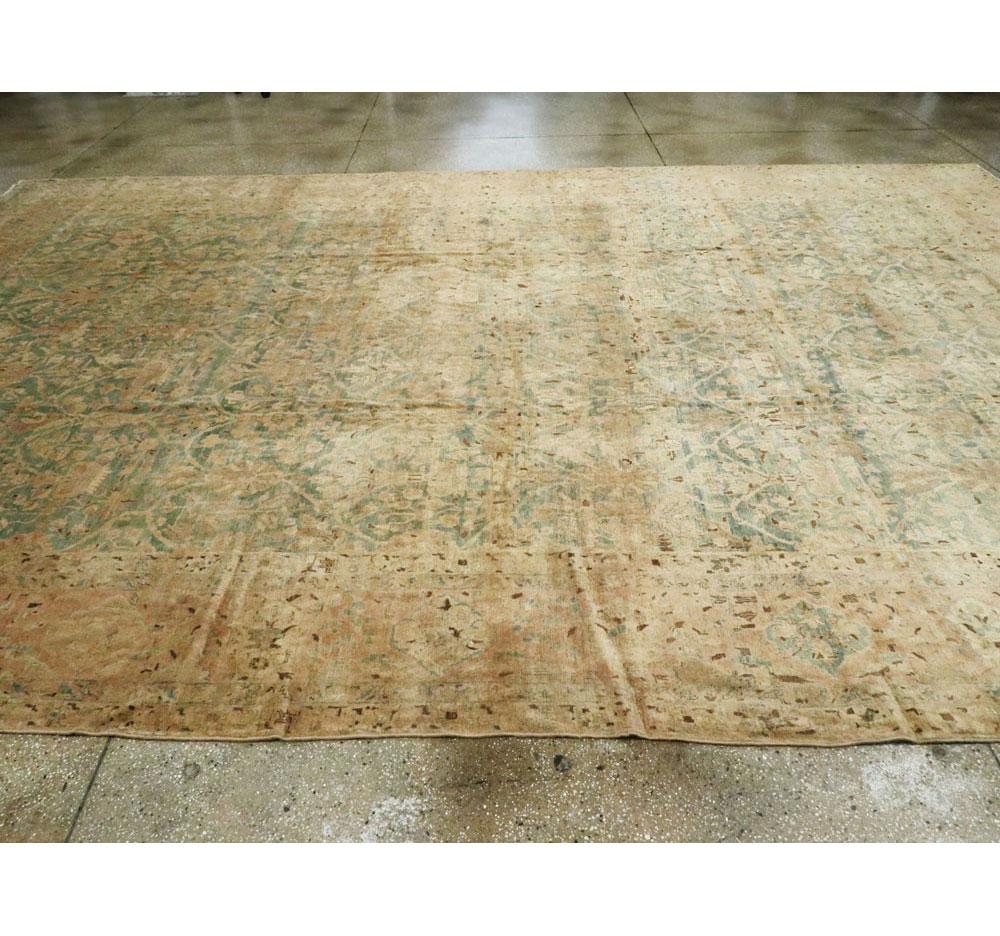Großer persischer Täbris-Teppich in Zimmergröße, handgefertigt, frühes 20. Jahrhundert im Angebot 2