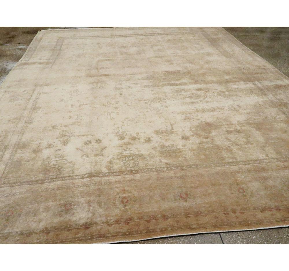 Wool Early 20th Century Handmade Persian Tabriz Room Size Carpet For Sale
