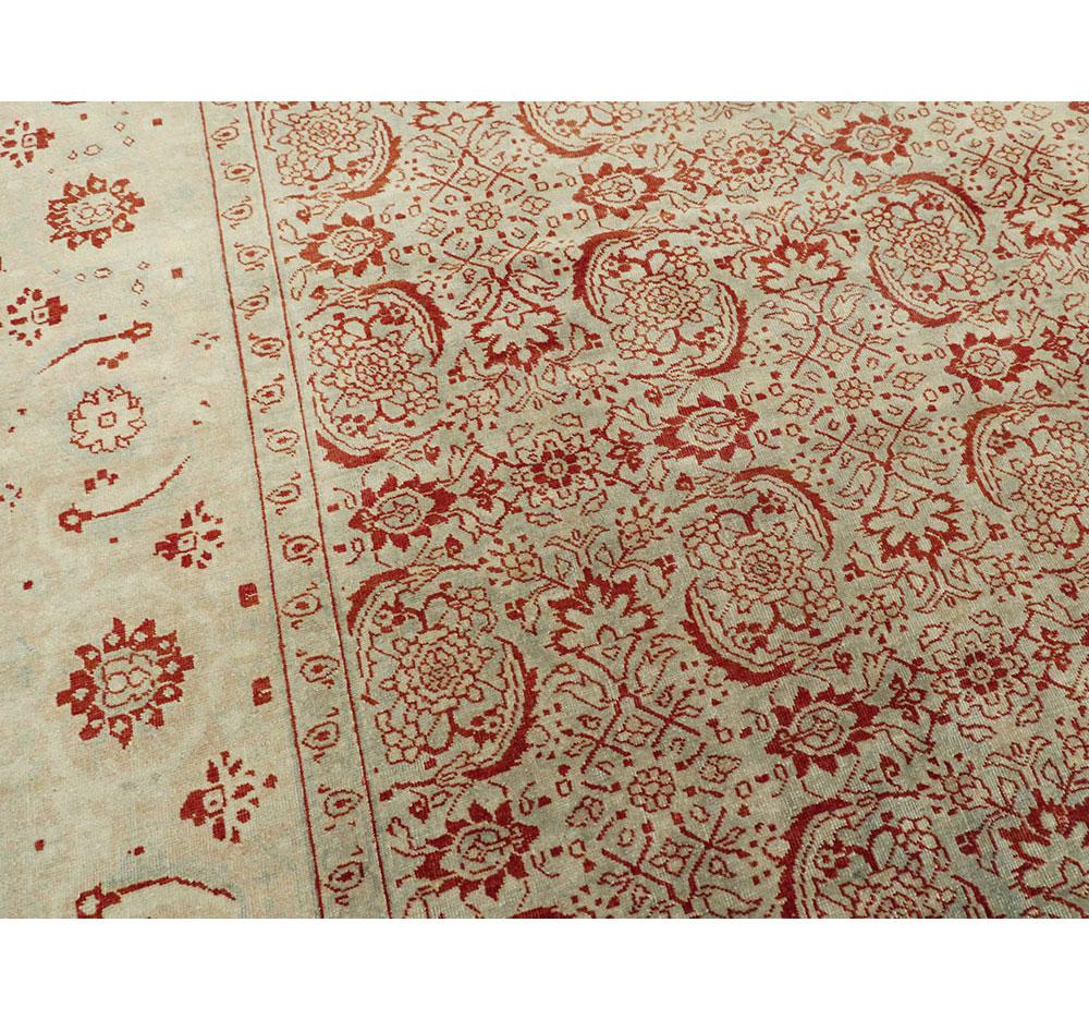 Early 20th Century Handmade Persian Tabriz Room Size Carpet For Sale 1