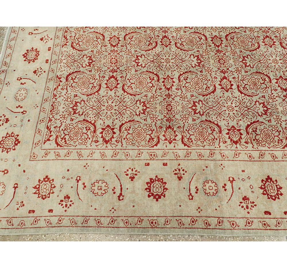 Early 20th Century Handmade Persian Tabriz Room Size Carpet For Sale 3