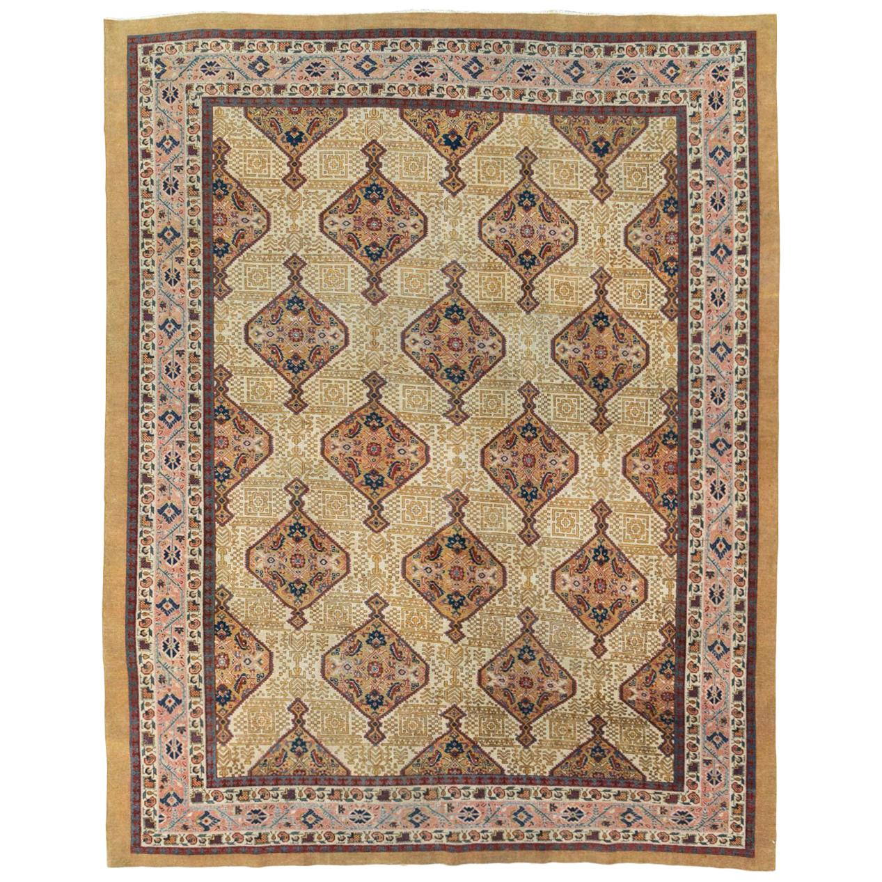 Early 20th Century Handmade Persian Tabriz Room Size Carpet For Sale