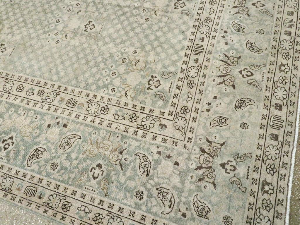 Early 20th Century Handmade Persian Tabriz Room Size Carpet in Blues and Greens For Sale 3