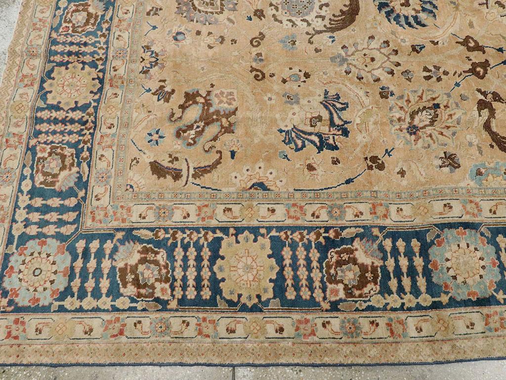 Early 20th Century Handmade Persian Tabriz Room Size Carpet In Cream & Blue For Sale 2