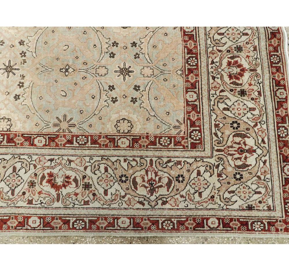 Early 20th Century Handmade Persian Tabriz Small Room Size Carpet For Sale 3