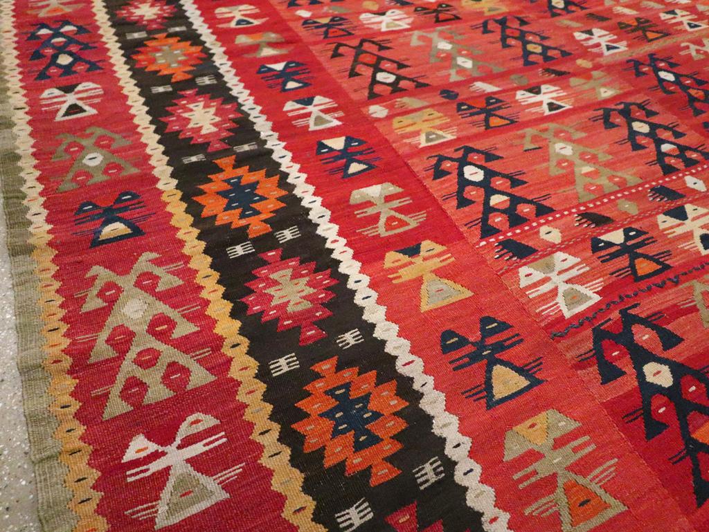 Tribal Early 20th Century Handmade Turkish Flatweave Kilim Large Carpet For Sale