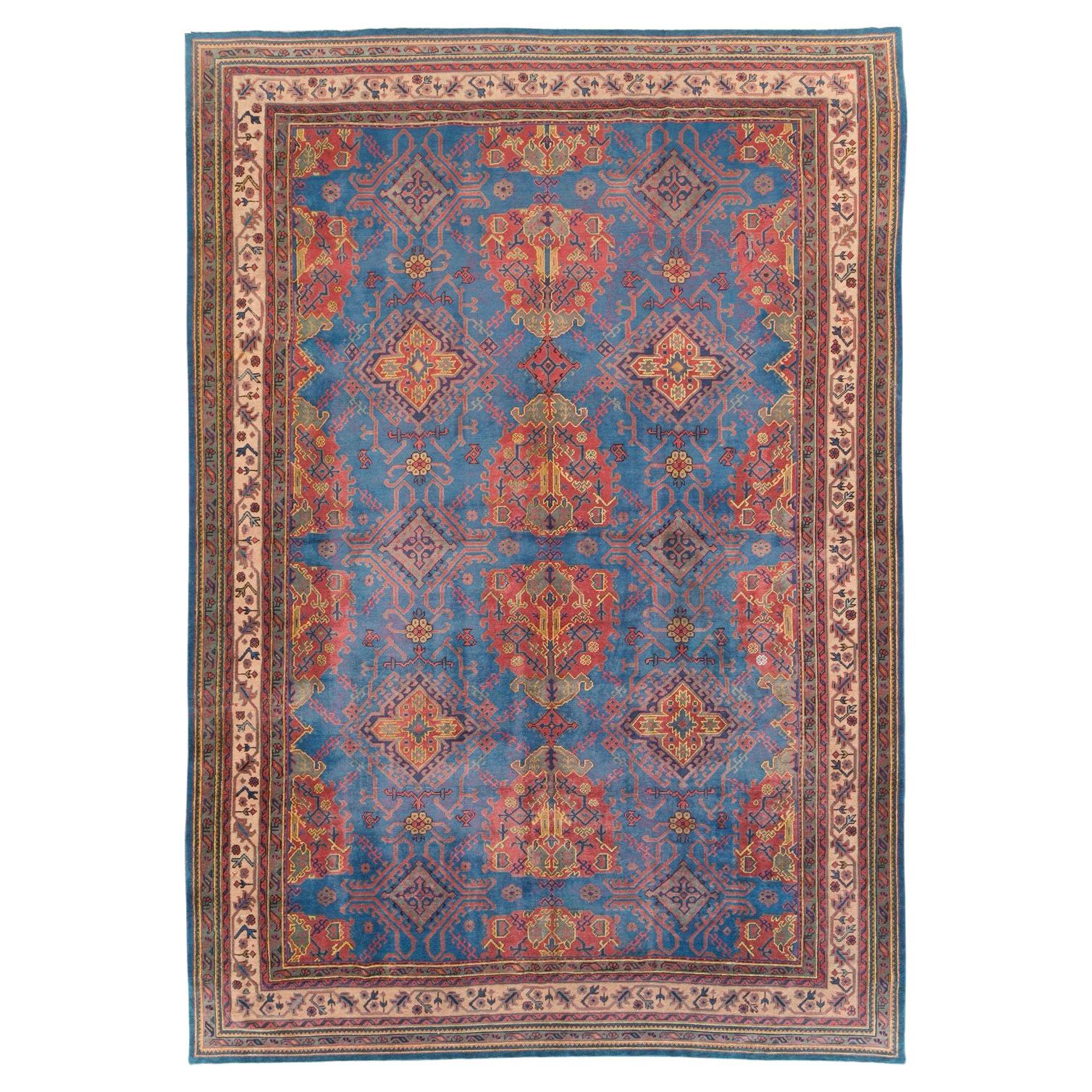 Early 20th Century Handmade Turkish Oushak Large Carpet For Sale
