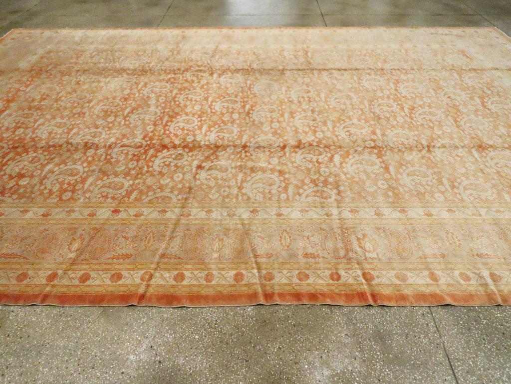 Early 20th Century Handmade Turkish Oushak Large Room Size Carpet In Excellent Condition For Sale In New York, NY