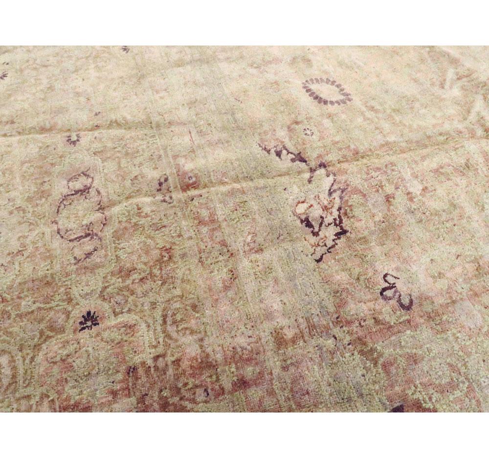 Handgefertigter türkischer Sivas-Teppich in Zimmergröße aus dem frühen 20. Jahrhundert im Zustand „Gut“ im Angebot in New York, NY