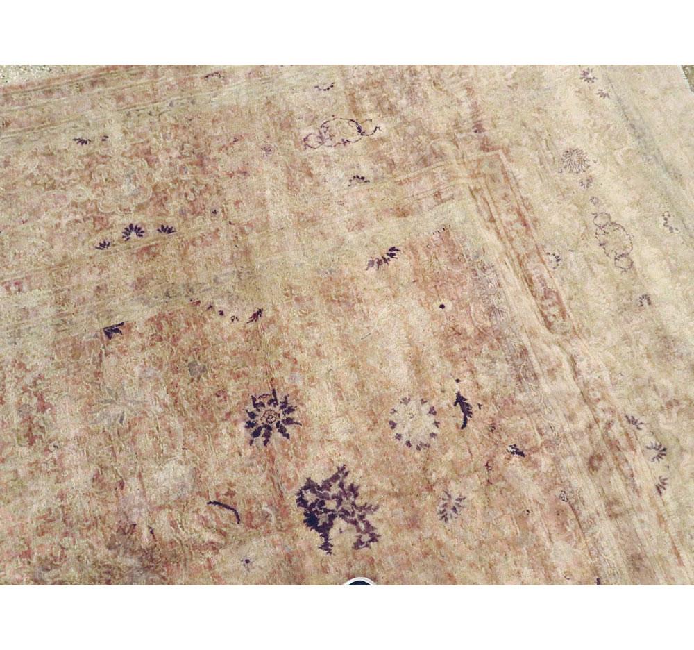 Handgefertigter türkischer Sivas-Teppich in Zimmergröße aus dem frühen 20. Jahrhundert (Wolle) im Angebot