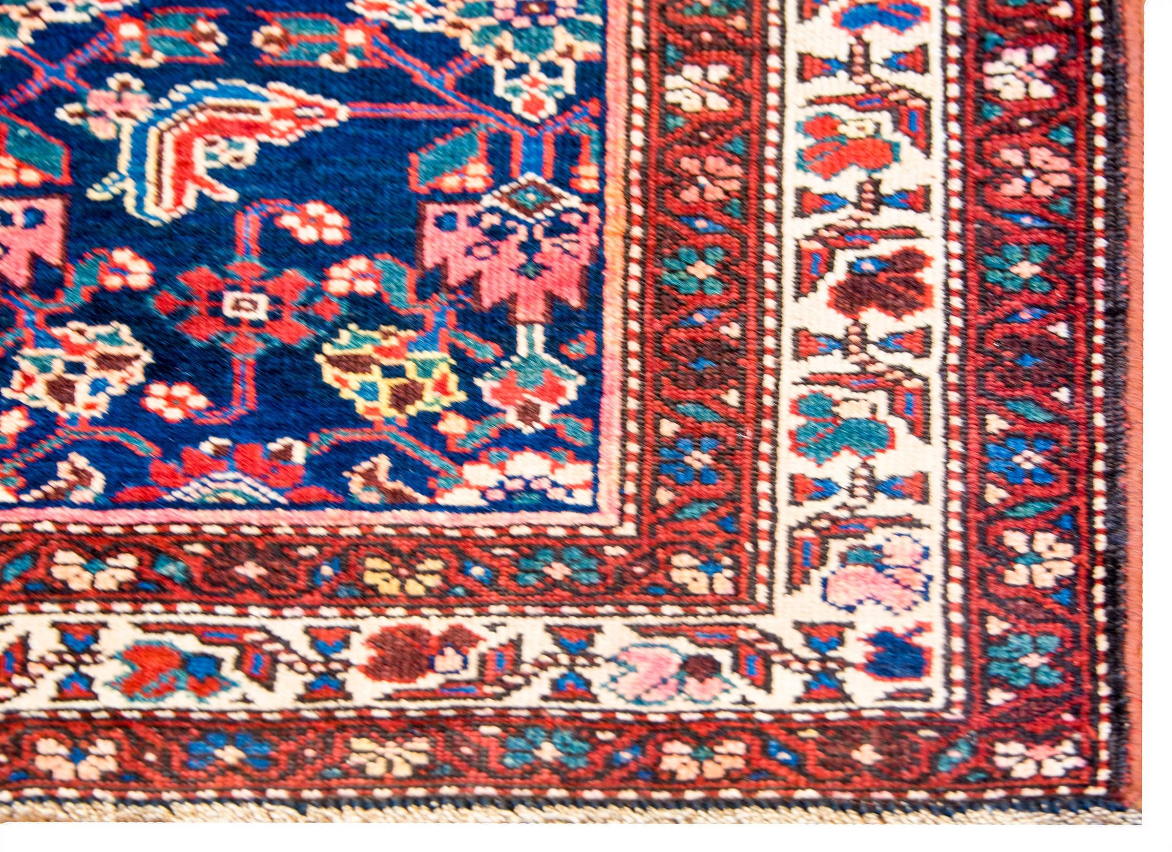 Early 20th Century Herati Hamadan Rug In Good Condition For Sale In Chicago, IL