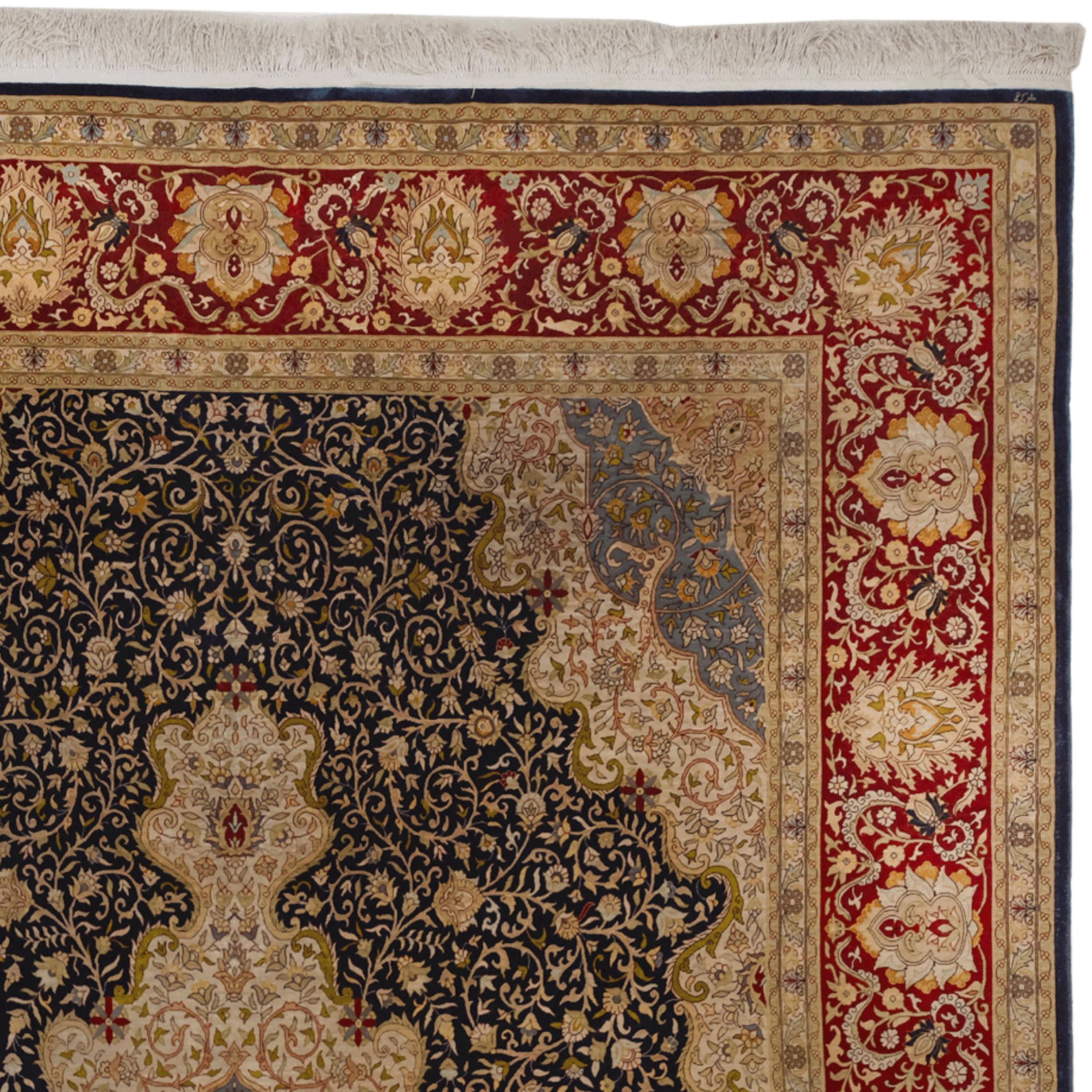 Tissé à la main Tapis en soie Hereke du début du 20e siècle en vente