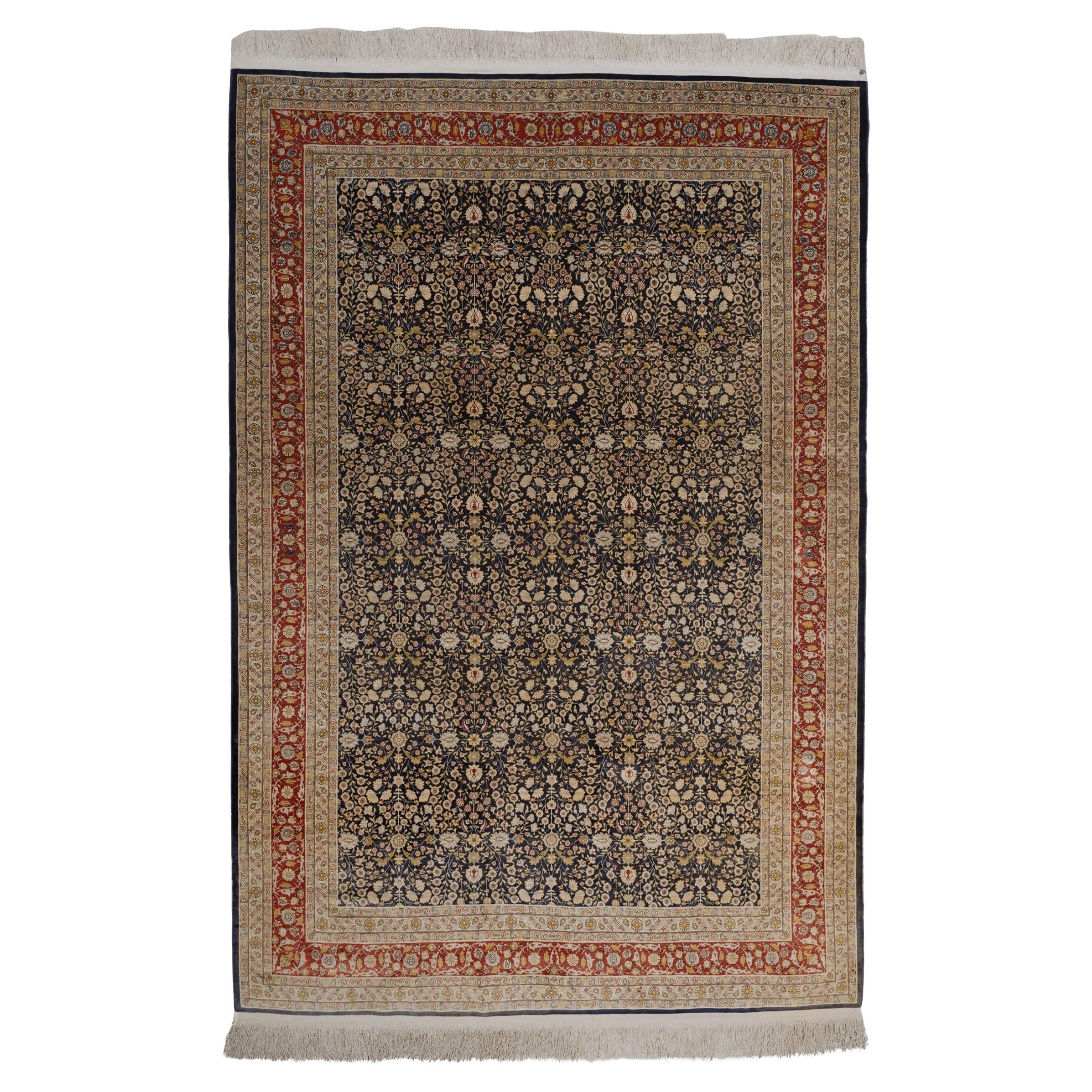Tapis en soie Hereke du début du 20e siècle en vente