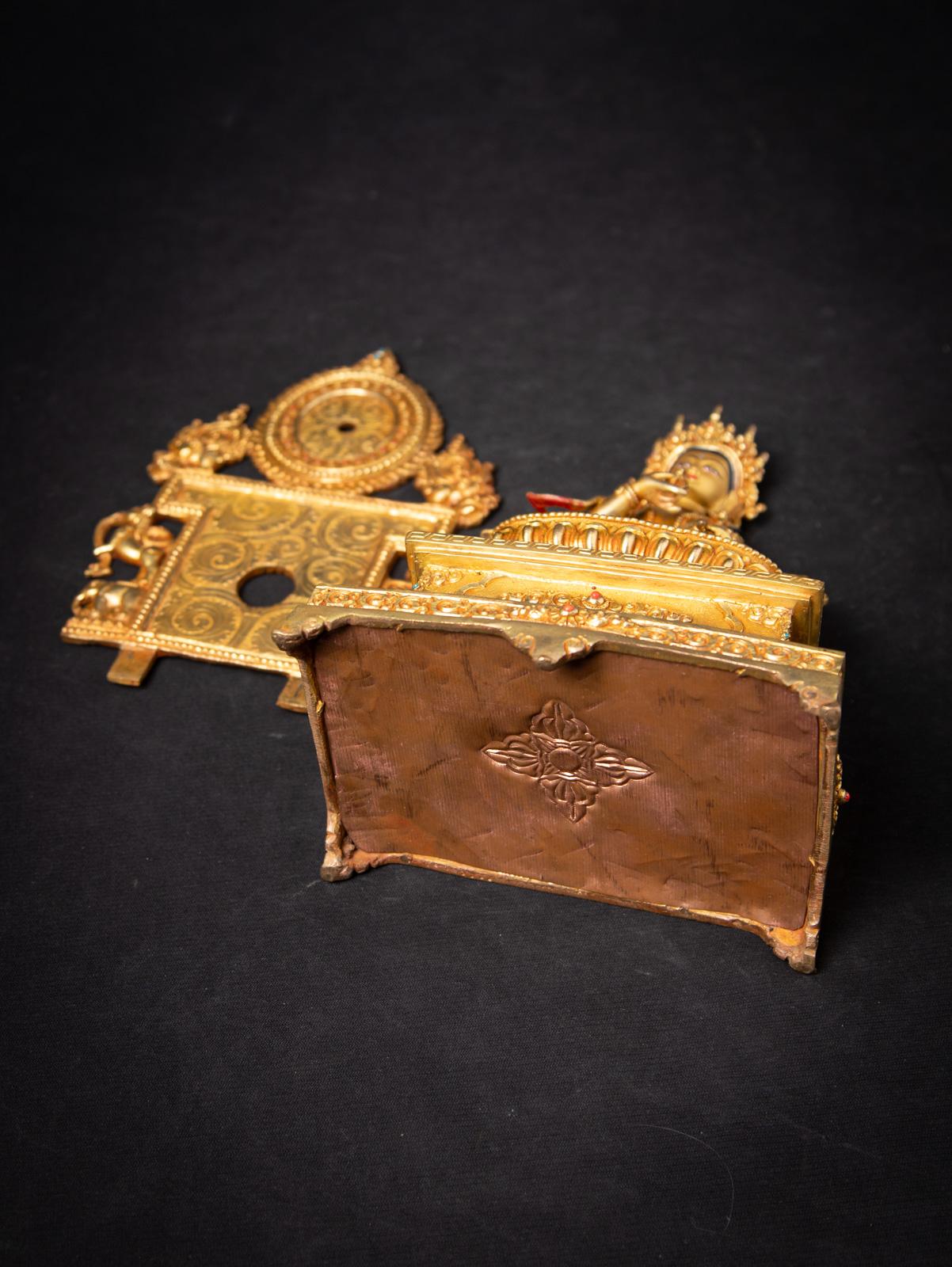 Début du 20e siècle Statue de Vajrasattva népalais en bronze de haute qualité provenant de Birmanie en vente 3