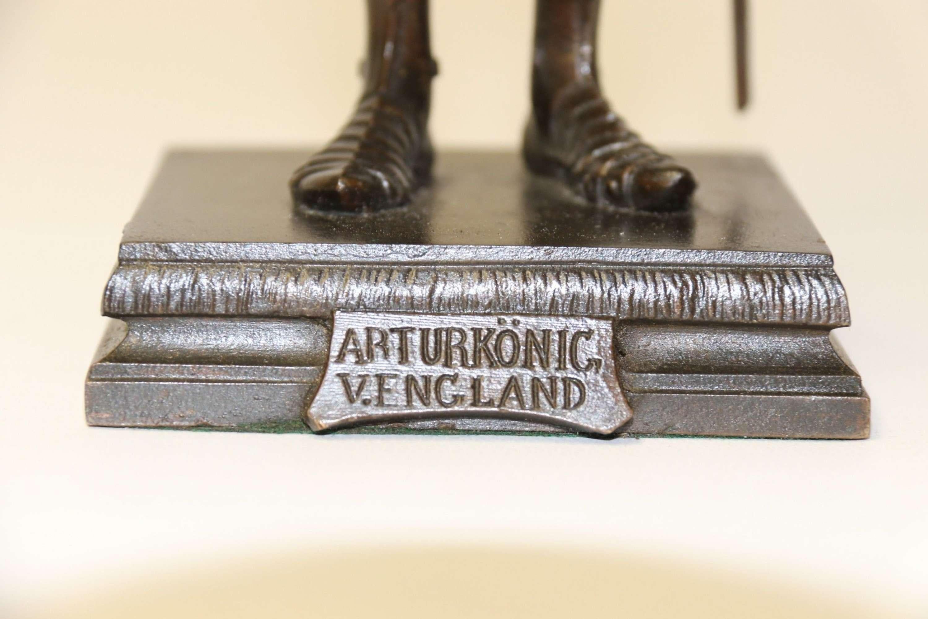 Edwardian Early 20th Century Highly Detailed Bronze Study of King Arthur in Ornate Armour