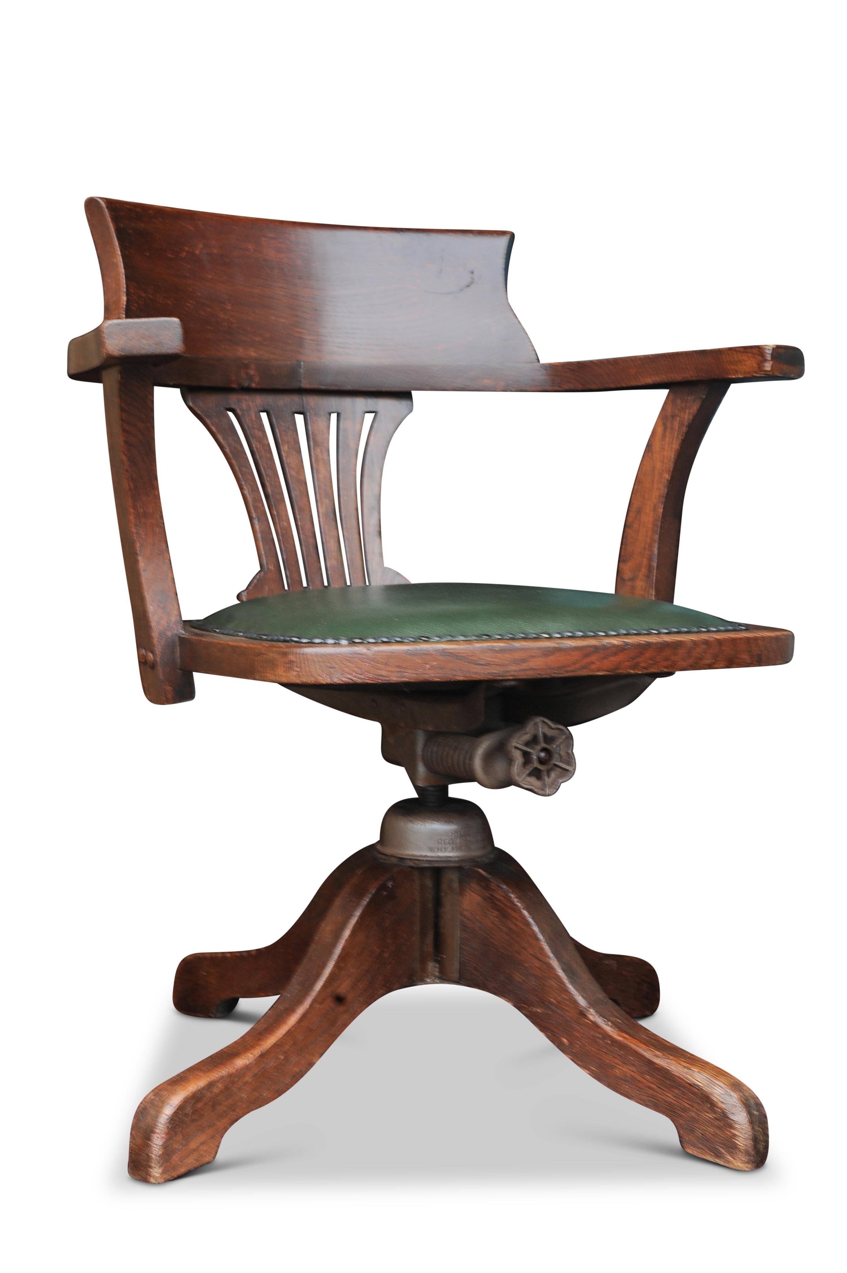 Early 20th Century Hillcrest Oak Rail Back Leather Revolving Desk Chair For Sale 1