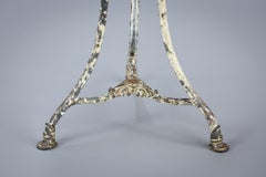Table de bistrot du début du XXe siècle avec Arras de pieds en forme de sabot