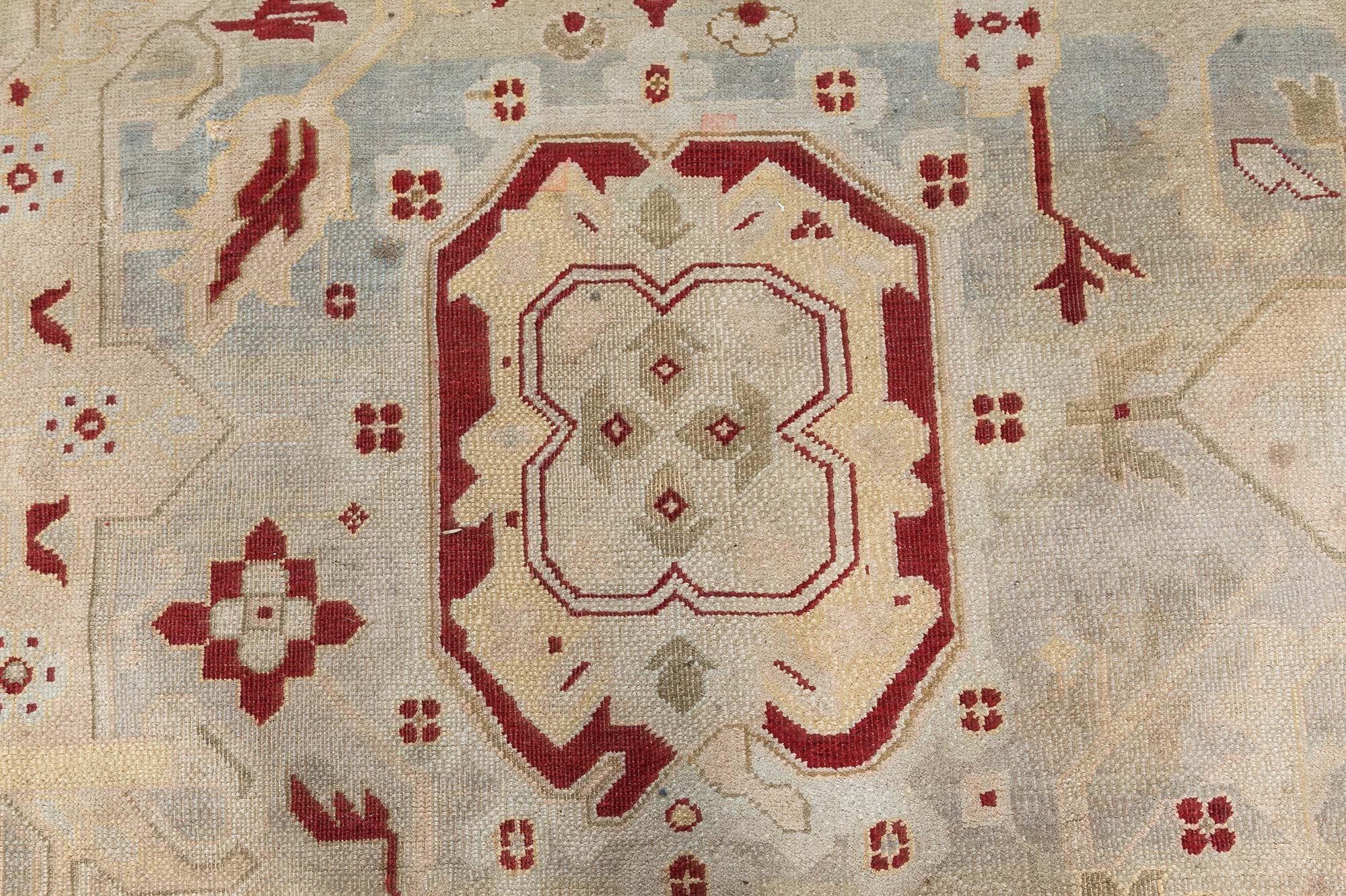 Indischer Agra-Teppich aus dem frühen 20. (Wolle) im Angebot
