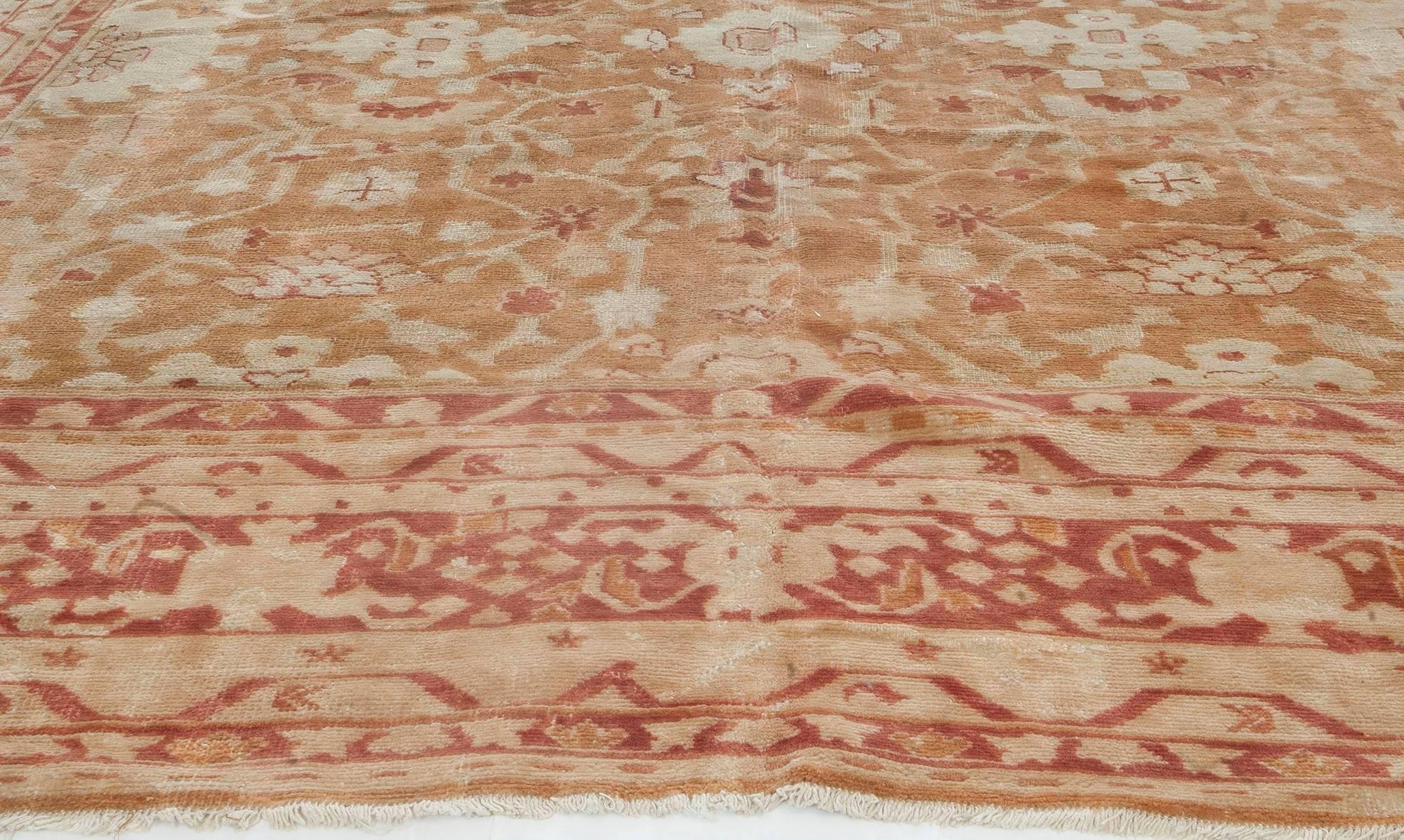 Early 20th Century Indian Amritsar Handmade Rug In Good Condition For Sale In New York, NY