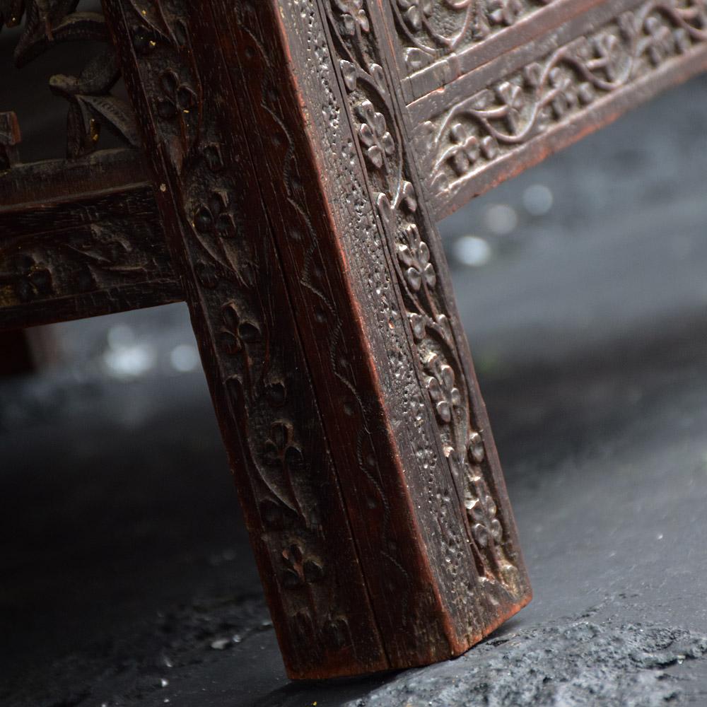 Early 20th Century Indian Carved Table For Sale 1