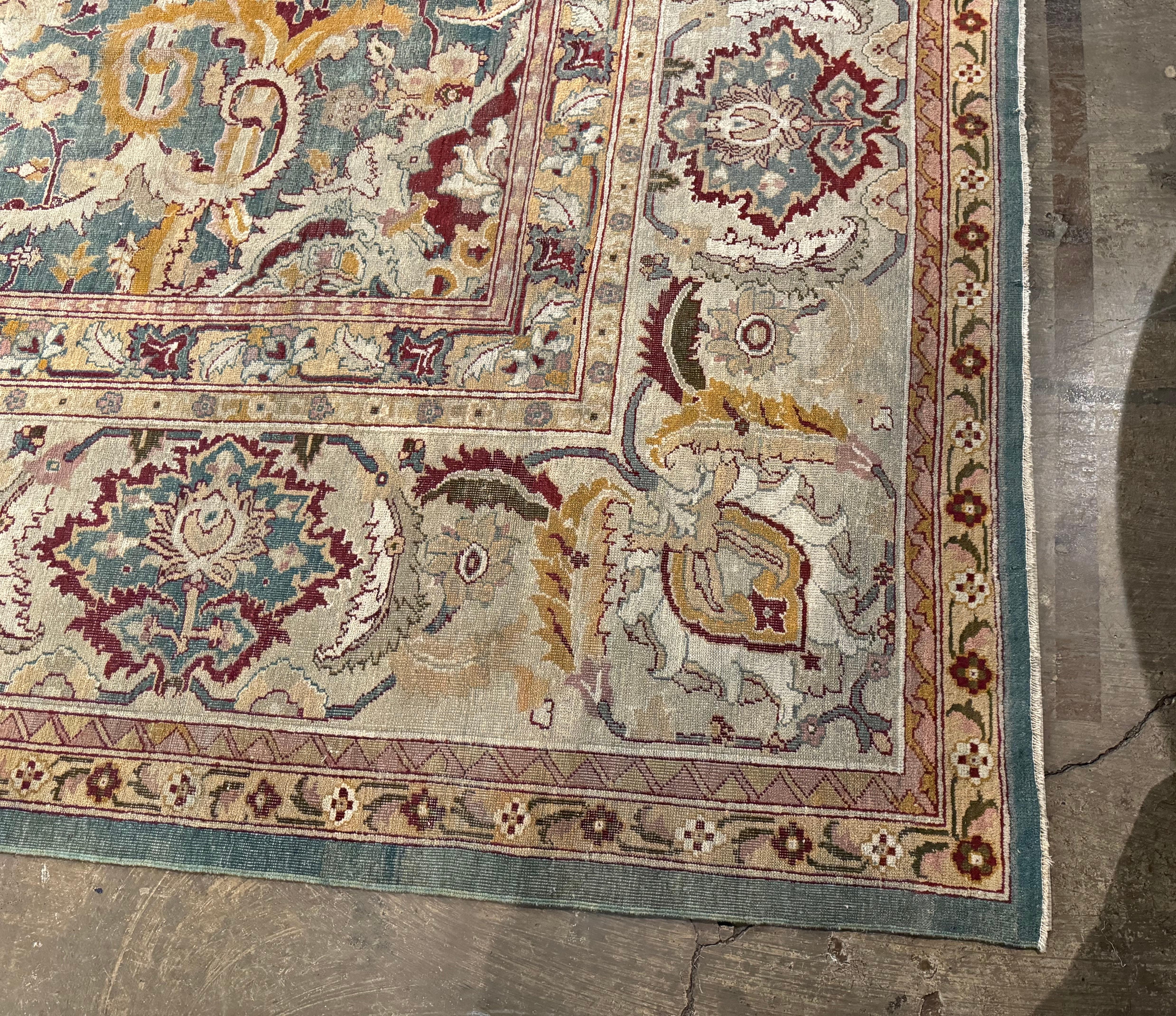 Early 20th Century Indian Hand Woven Wool Agra Rug For Sale 9