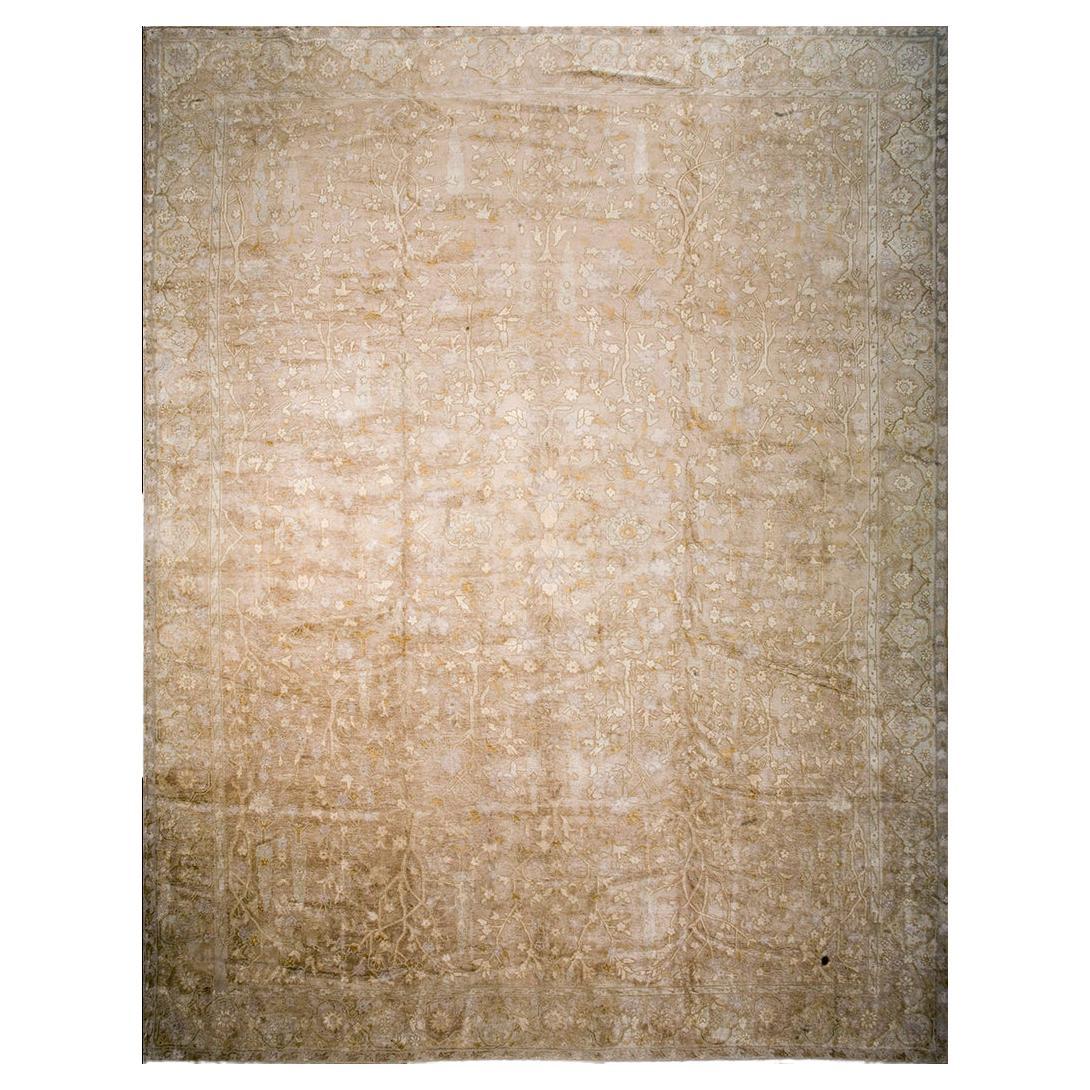 Indischer Lahore-Teppich des frühen 20. Jahrhunderts ( 13'6" x 18'2" - 412 x 554 )
