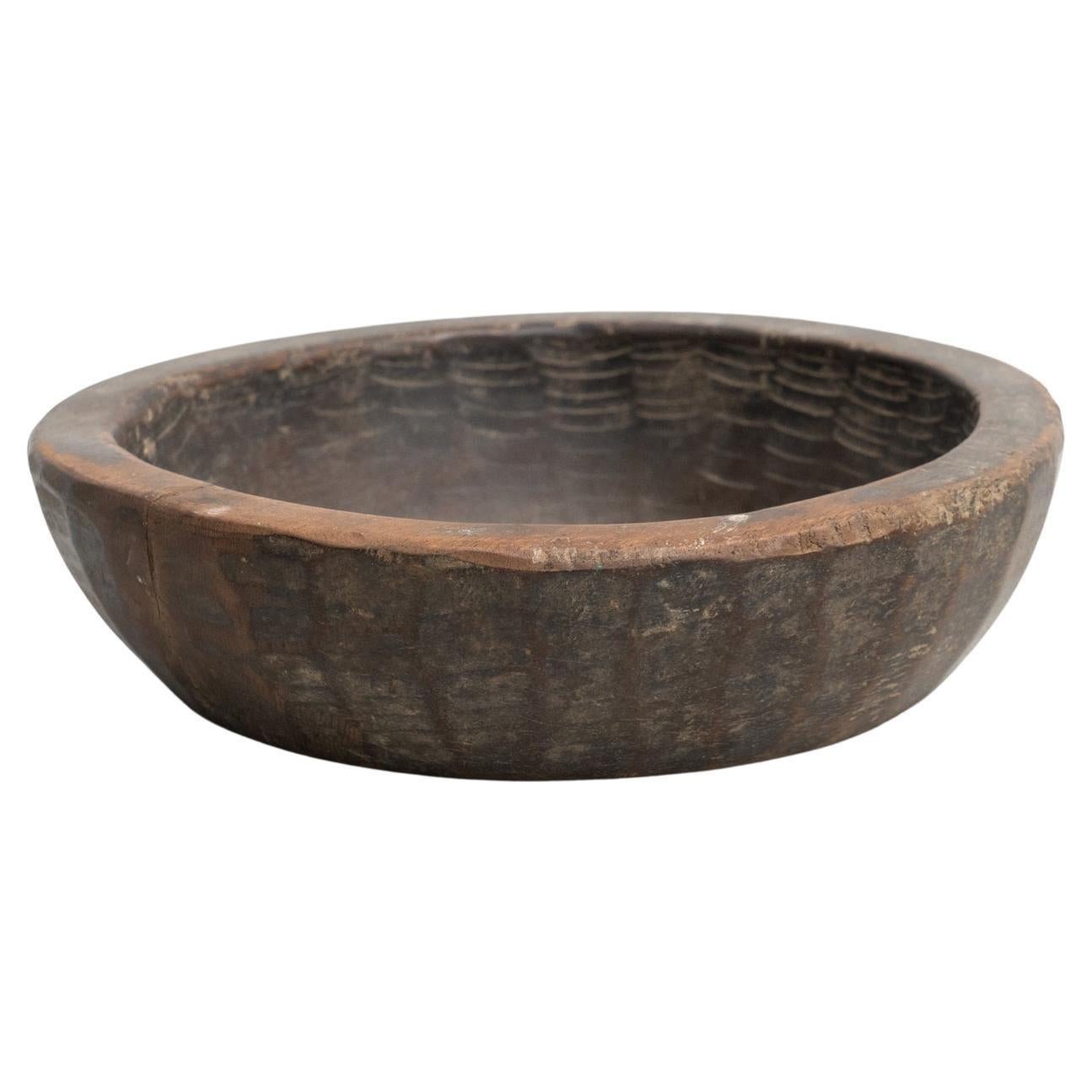 Early 20th Century Indian Traditional Wooden Hand Made Plate