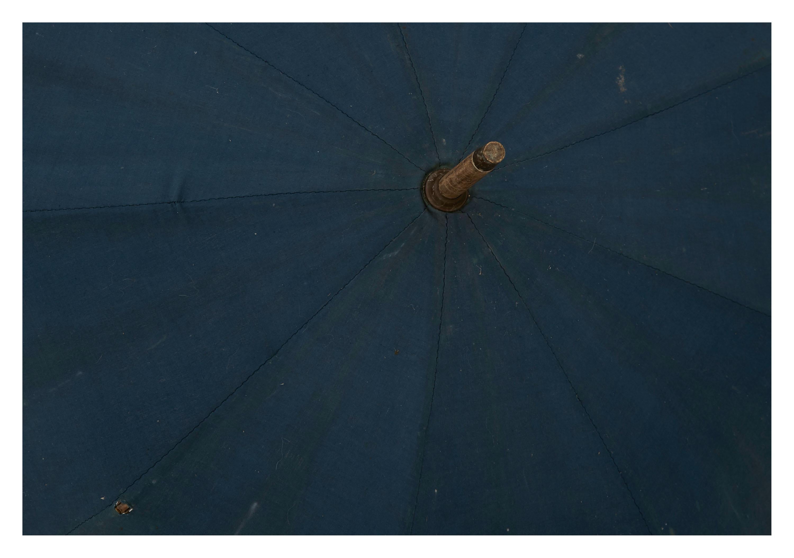 Early 20th Century Indigo Canvas Umbrella In Good Condition For Sale In Chicago, IL