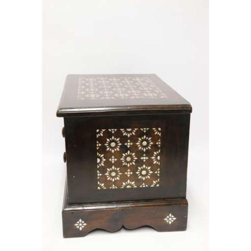 Early 20th Century Inlaid Hardwood Anglo Indian Collectors Chest For Sale 2