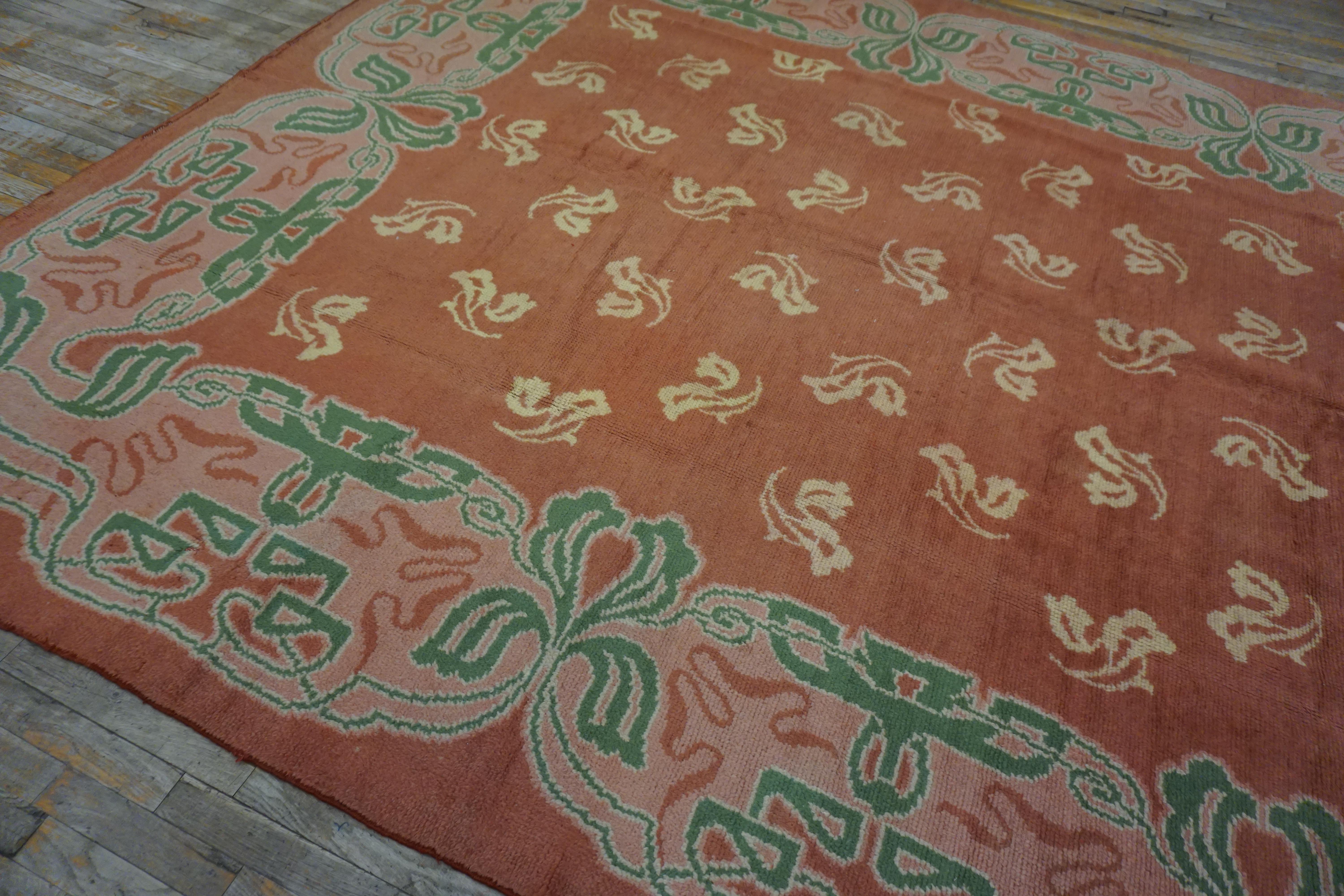 Early 20th  Century Irish Donegal Arts & Crafts Carpet ( 10' x 17' - 305 x 518 ) For Sale 5