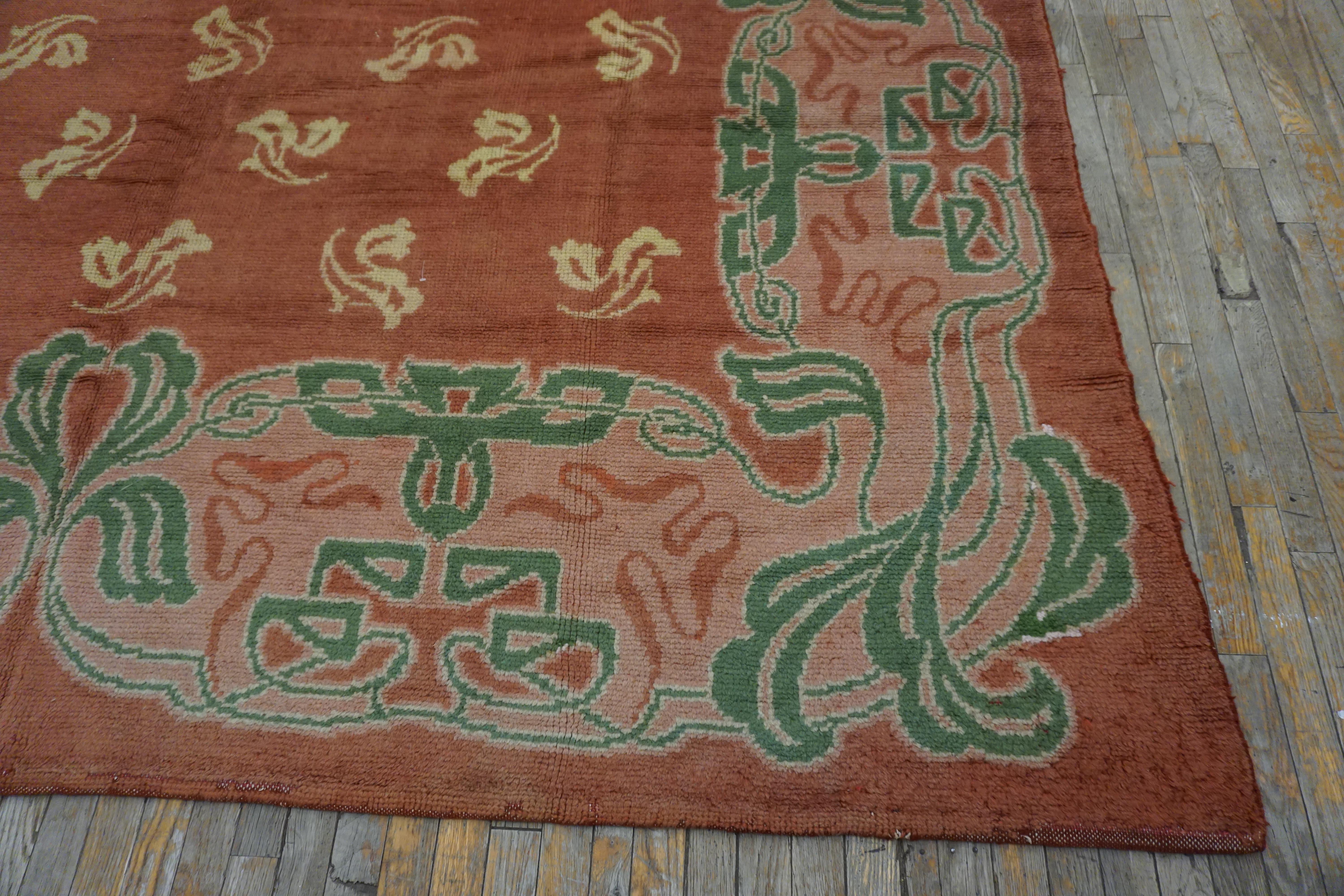 Early 20th  Century Irish Donegal Arts & Crafts Carpet ( 10' x 17' - 305 x 518 ) For Sale 2