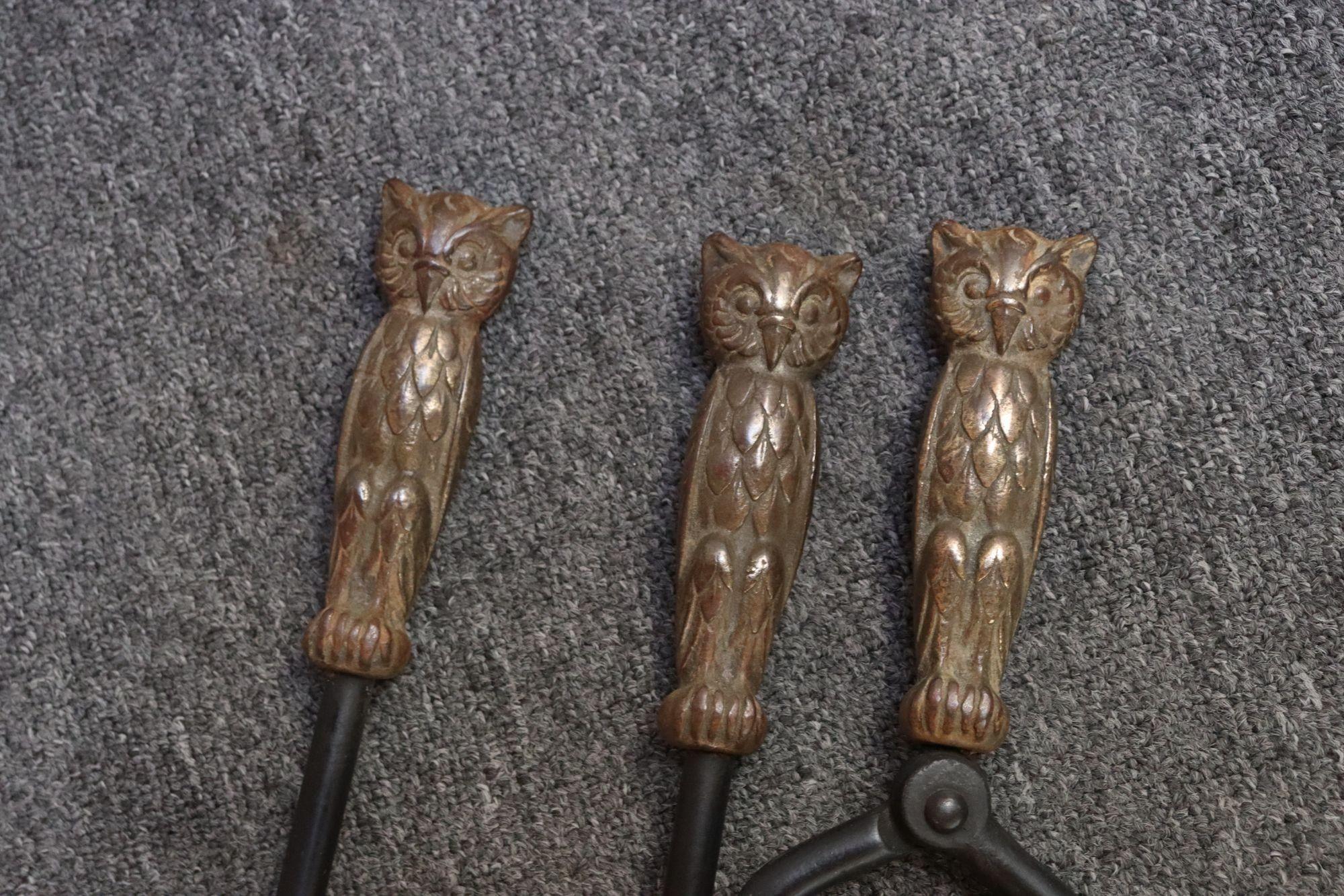 Early 20th Century Iron Fire Tool Set with Cast Brass Owl Form Handles For Sale 7
