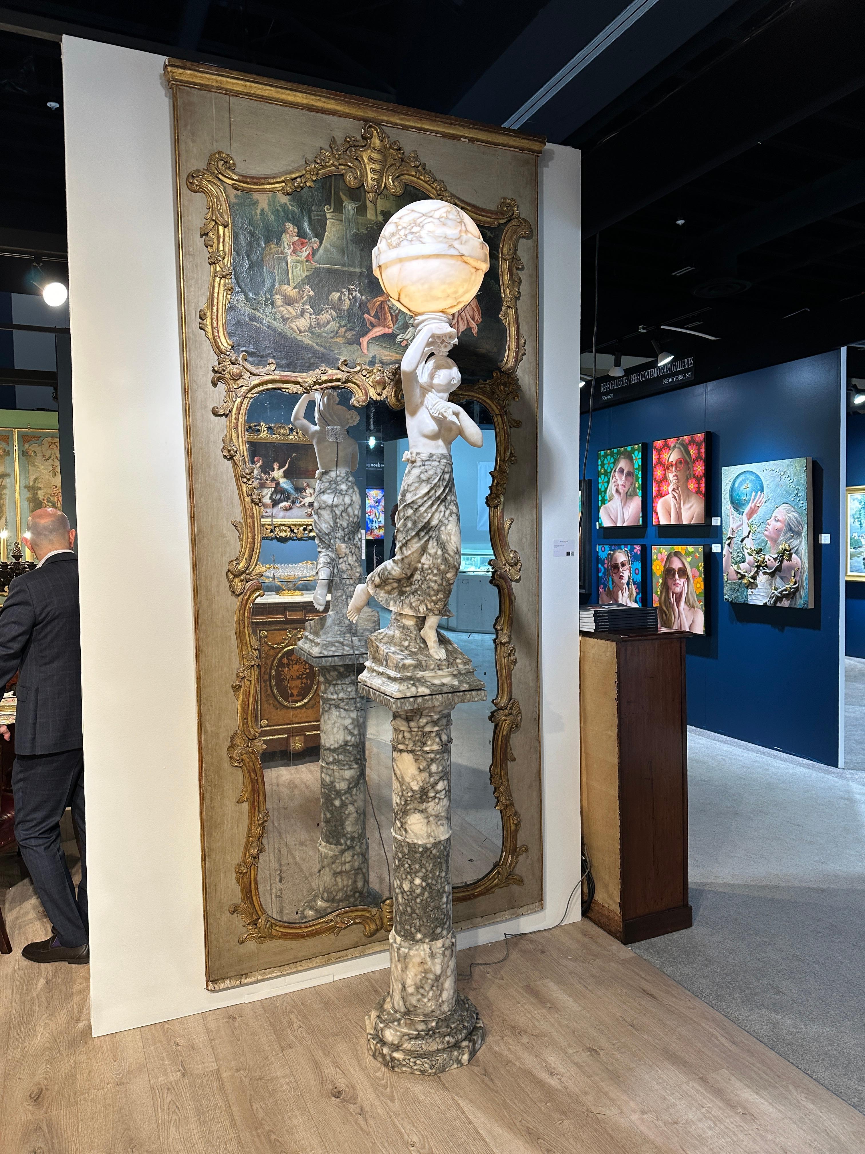 Lampada da terra italiana in alabastro intagliato dei primi del Novecento in vendita 7
