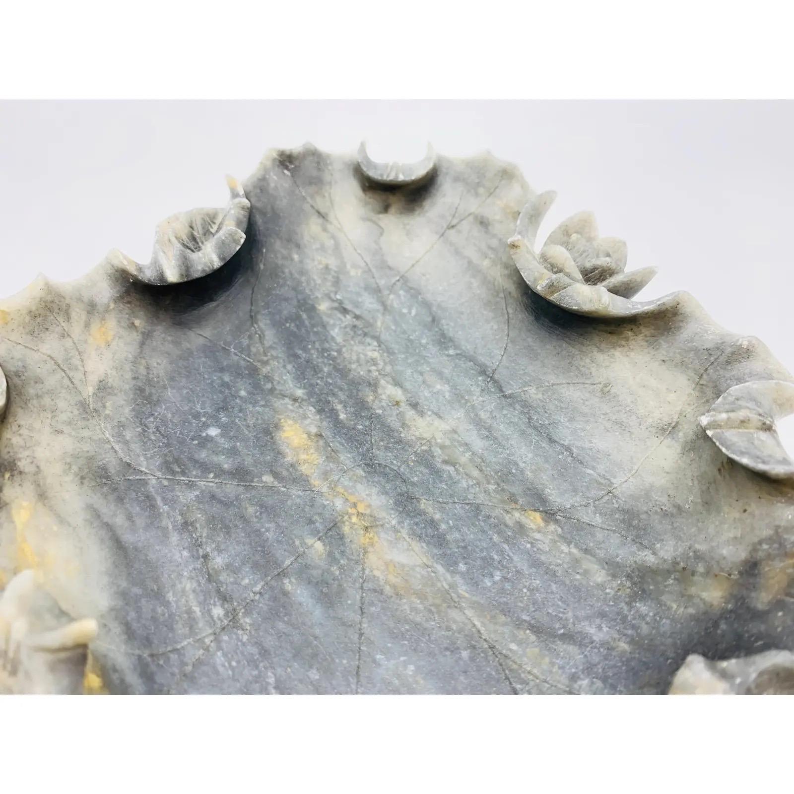 Early 20th Century Italian Alabaster Sculptural Lotus Leaf Dish In Good Condition For Sale In Richmond, VA