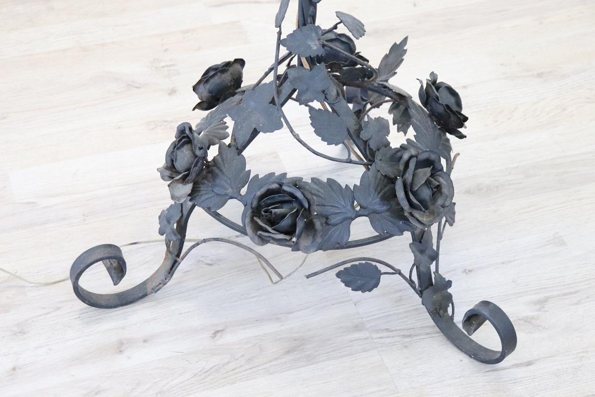 Early 20th Century Italian Art Nouveau Iron Floor Lamp For Sale 2