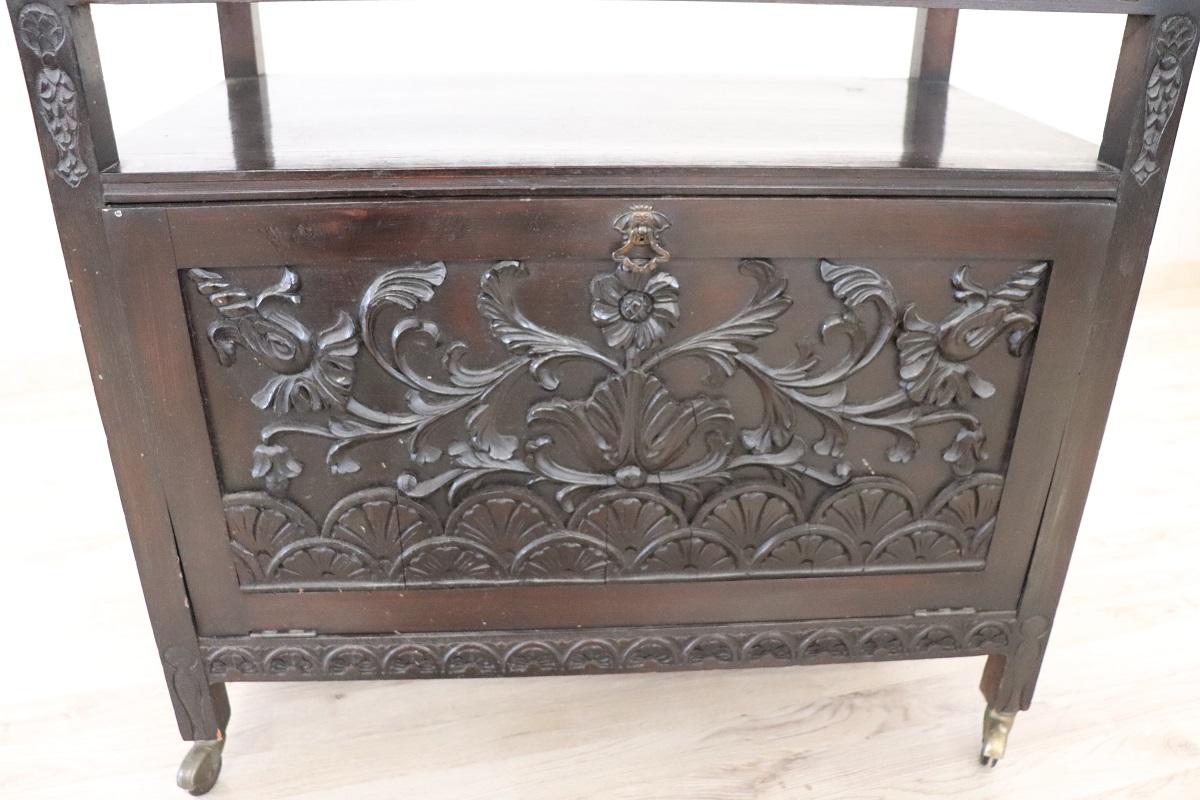 Early 20th century Italian Bar Cart on Wheels in Beech Wood For Sale 6