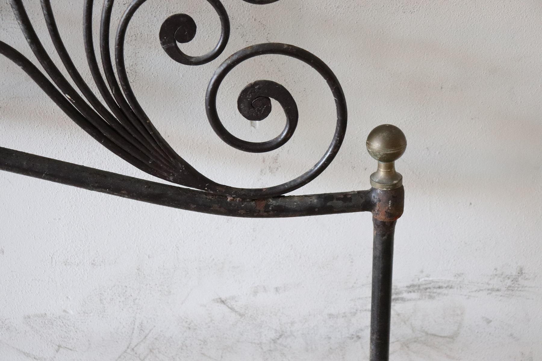 Early 20th Century Italian Baroque Style Gilded Wrought Iron Headboard 4