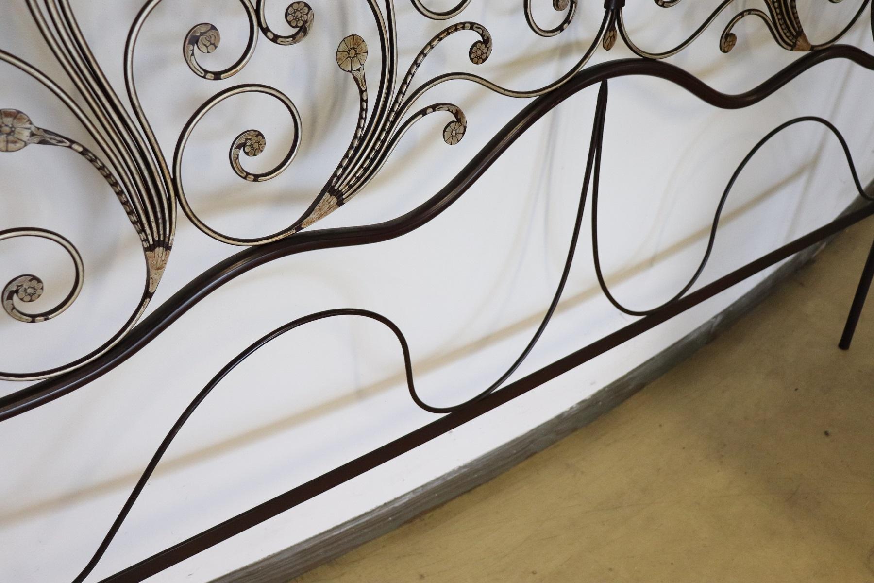 Early 20th Century Italian Baroque Style Gilded Wrought Iron Headboard 1