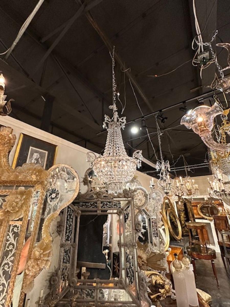 Lustre italien en cristal perlé du début du 20e siècle Bon état - En vente à Dallas, TX