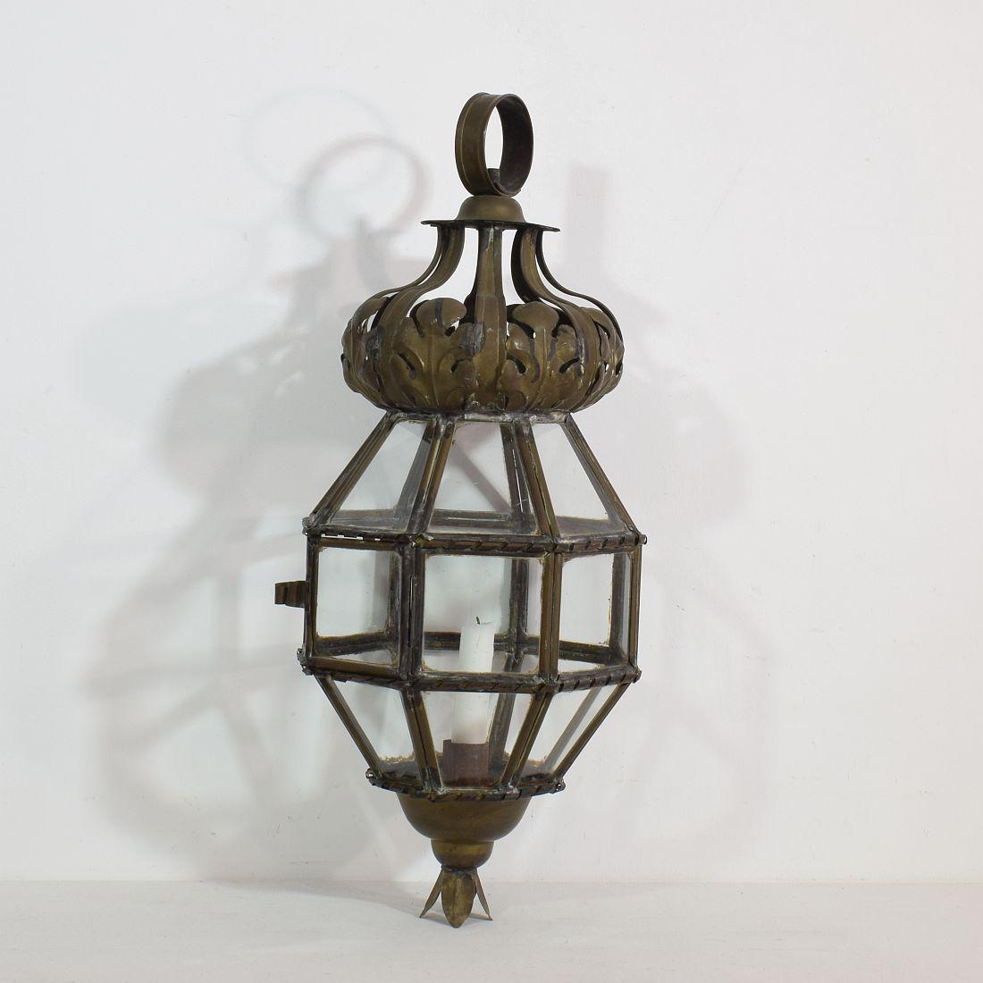 Early 20th Century Italian Brass Lantern In Good Condition In Buisson, FR