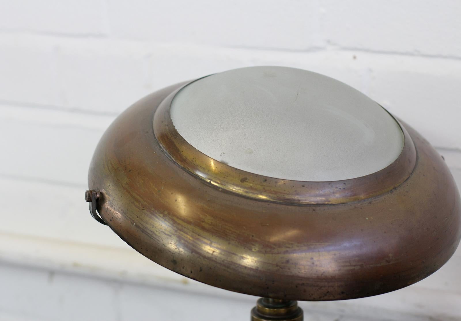 Early 20th Century Italian Brass Table Lamp, circa 1910 2