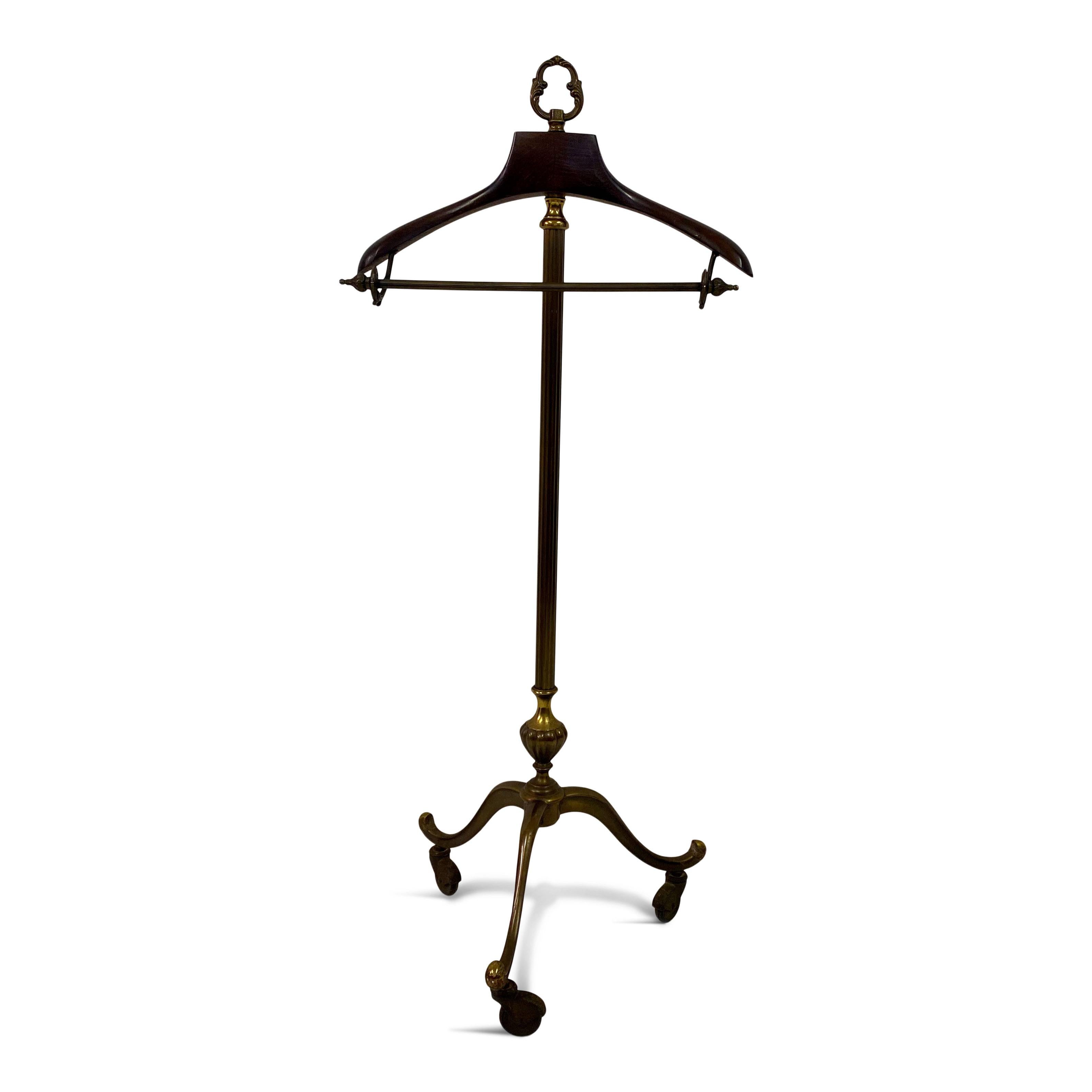 Early 20th Century Italian Brass Valet Stand For Sale 11