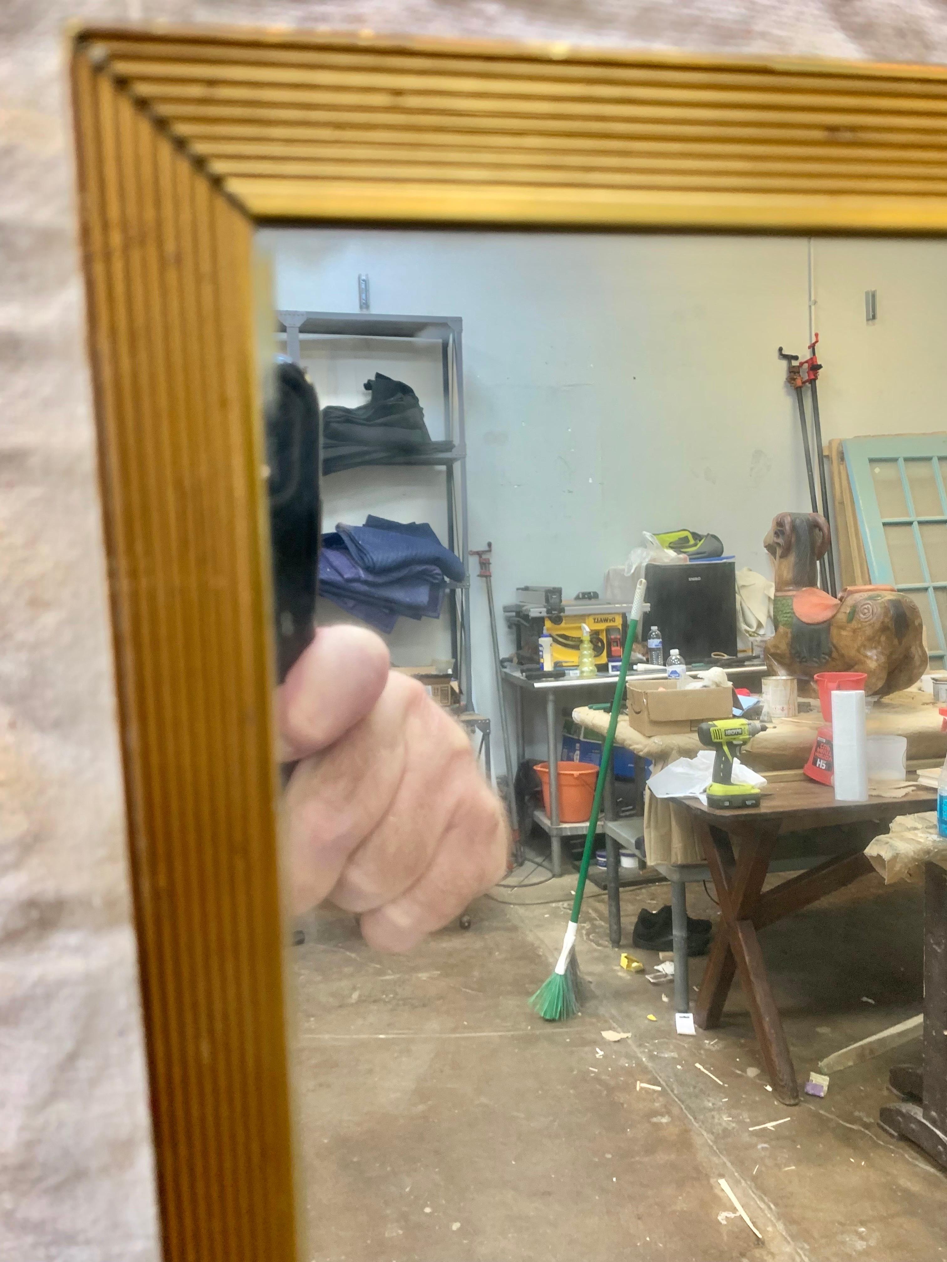 Miroir mural italien en laiton du début du 20e siècle en vente 1