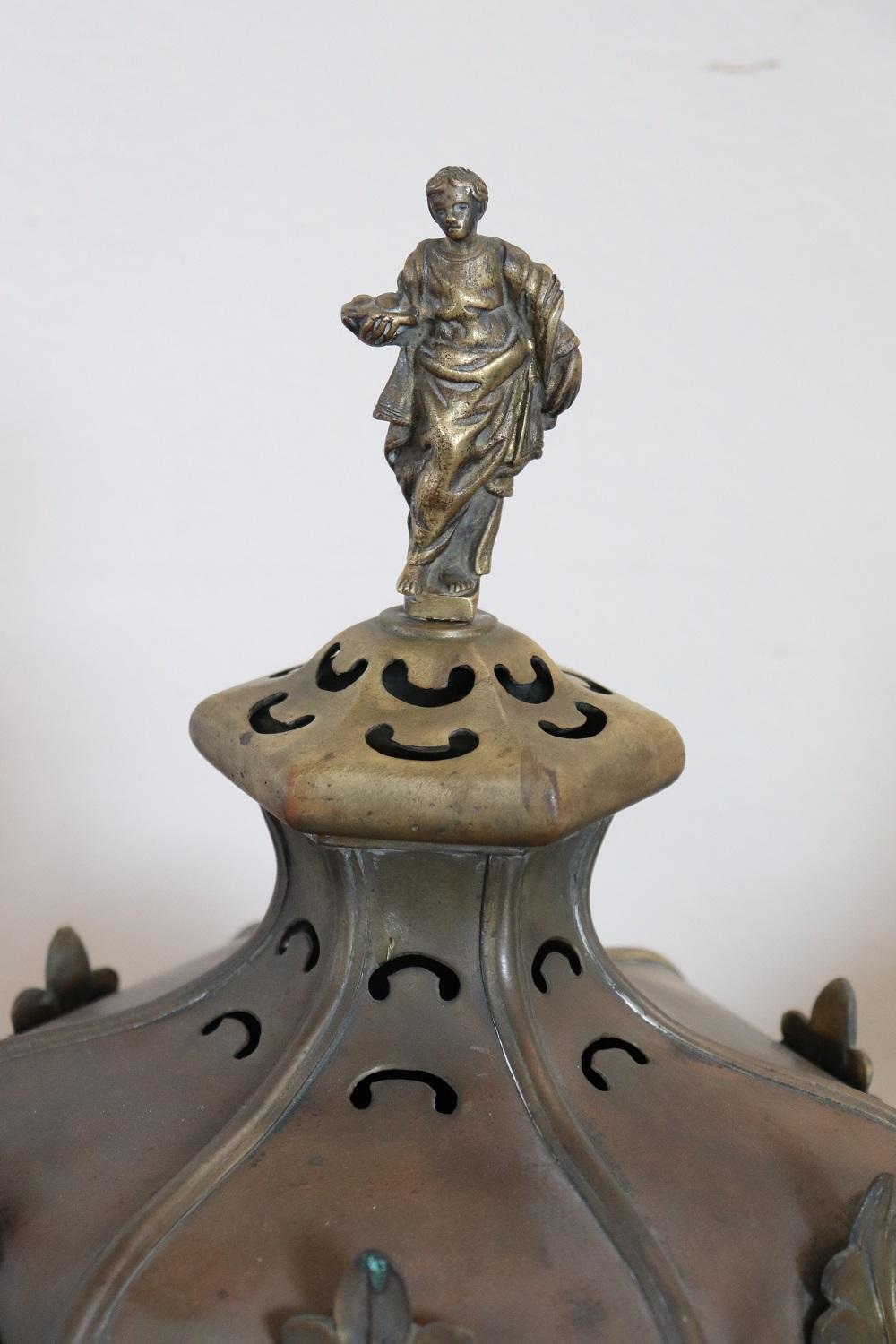  Early 20th Century Italian Bronze Pair fo Table Lamps or Lanterns For Sale 4