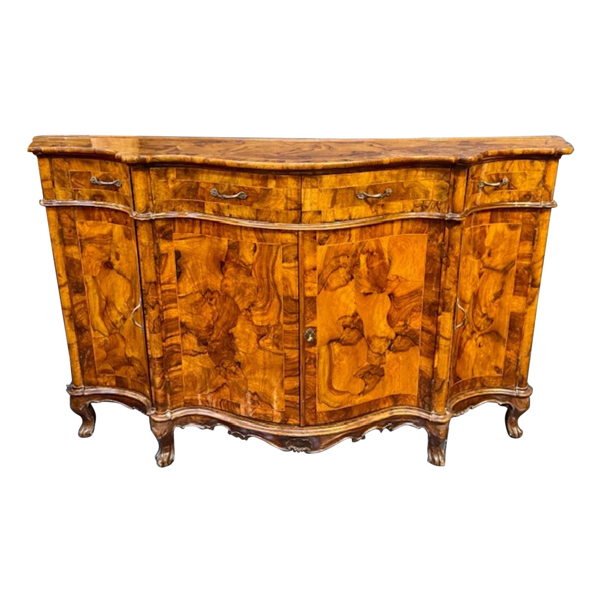 Early 20th Century Italian Burl Walnut Shaped Buffet For Sale