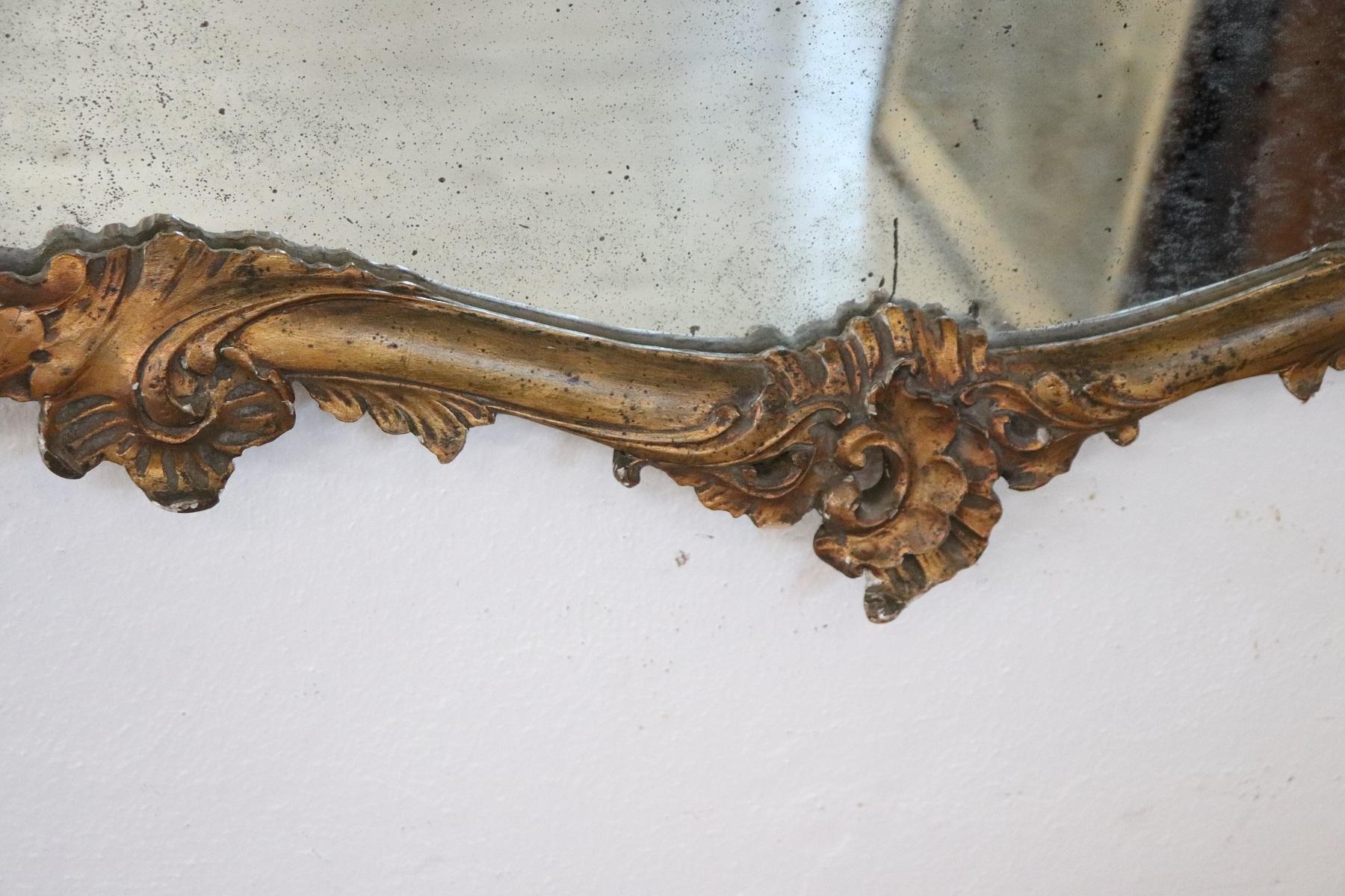 Early 20th Century Italian Carved Gilded Wood Wall Mirror 1